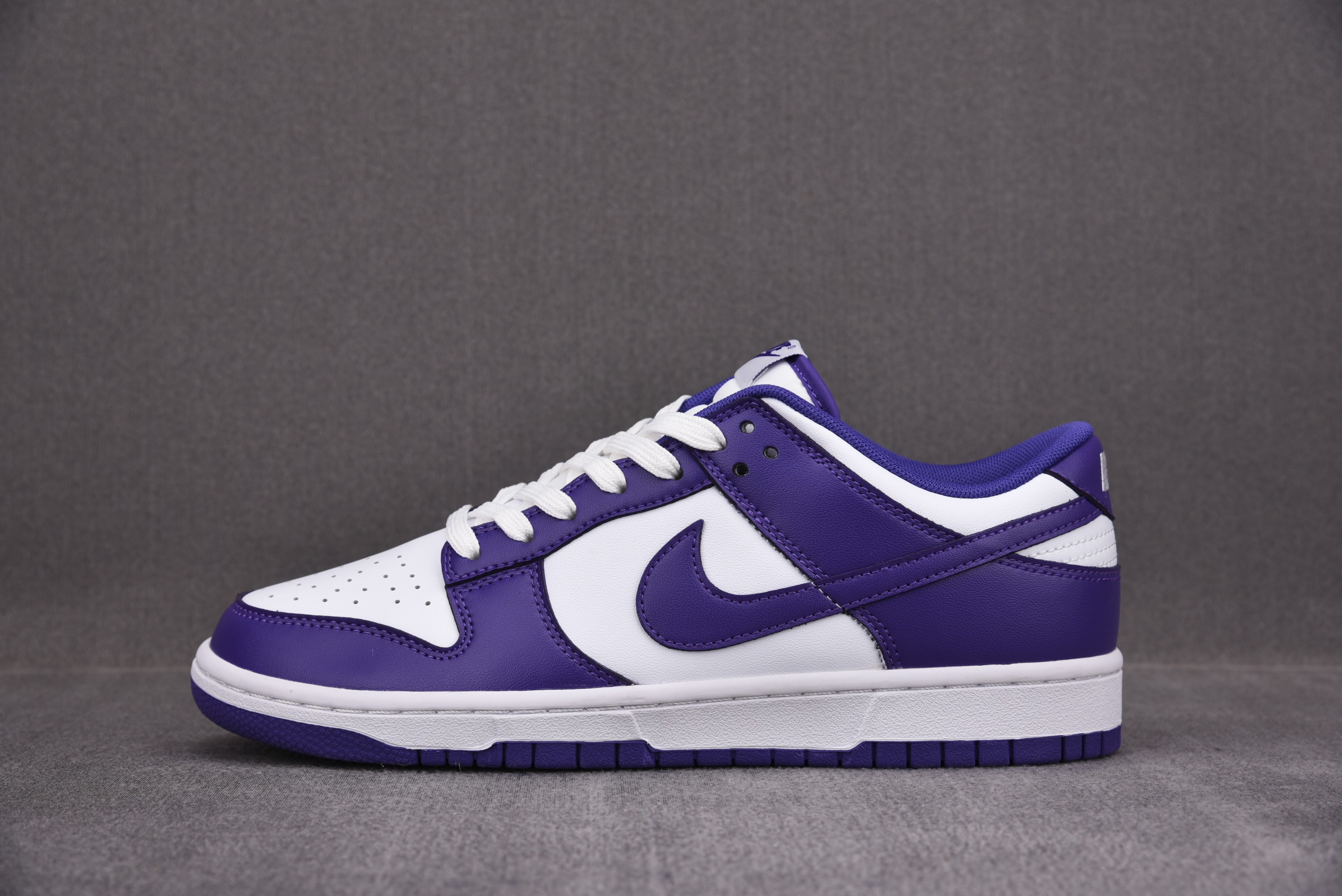 Nike Dunk Low Championship Court Purple