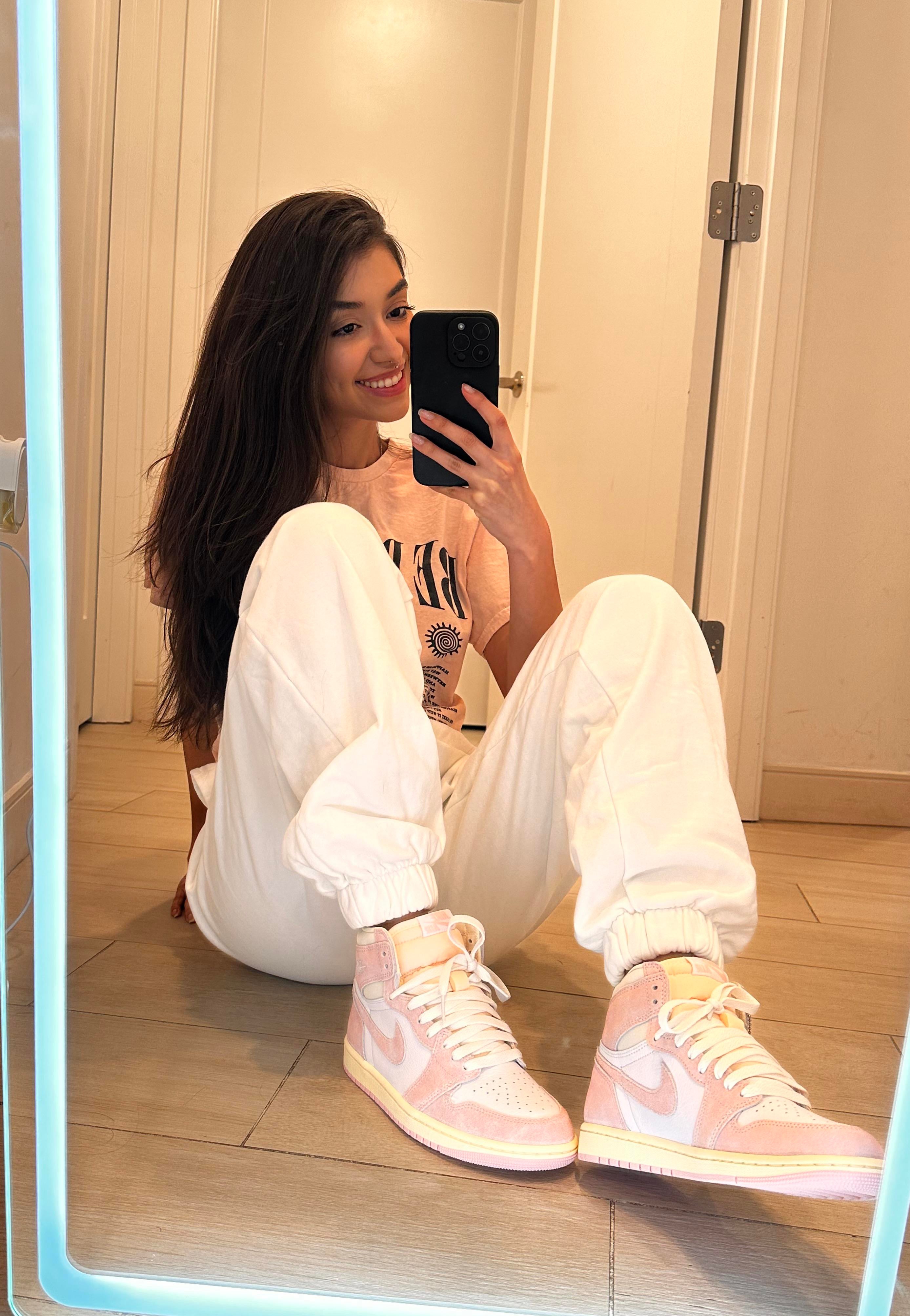 Jordan 1 Retro High OG Washed Pink (Women Size!!)