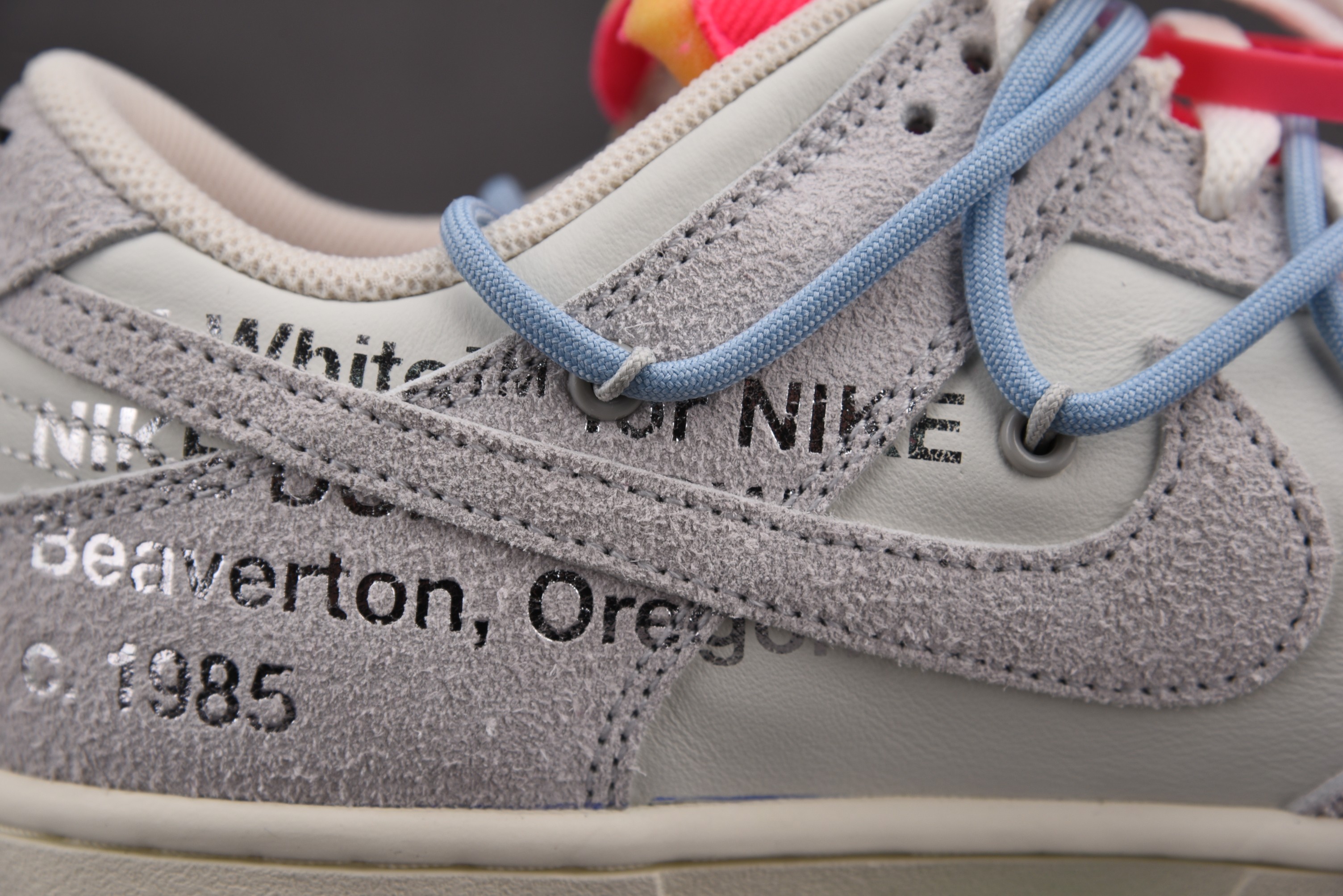 Nike Dunk Low   Lot 38