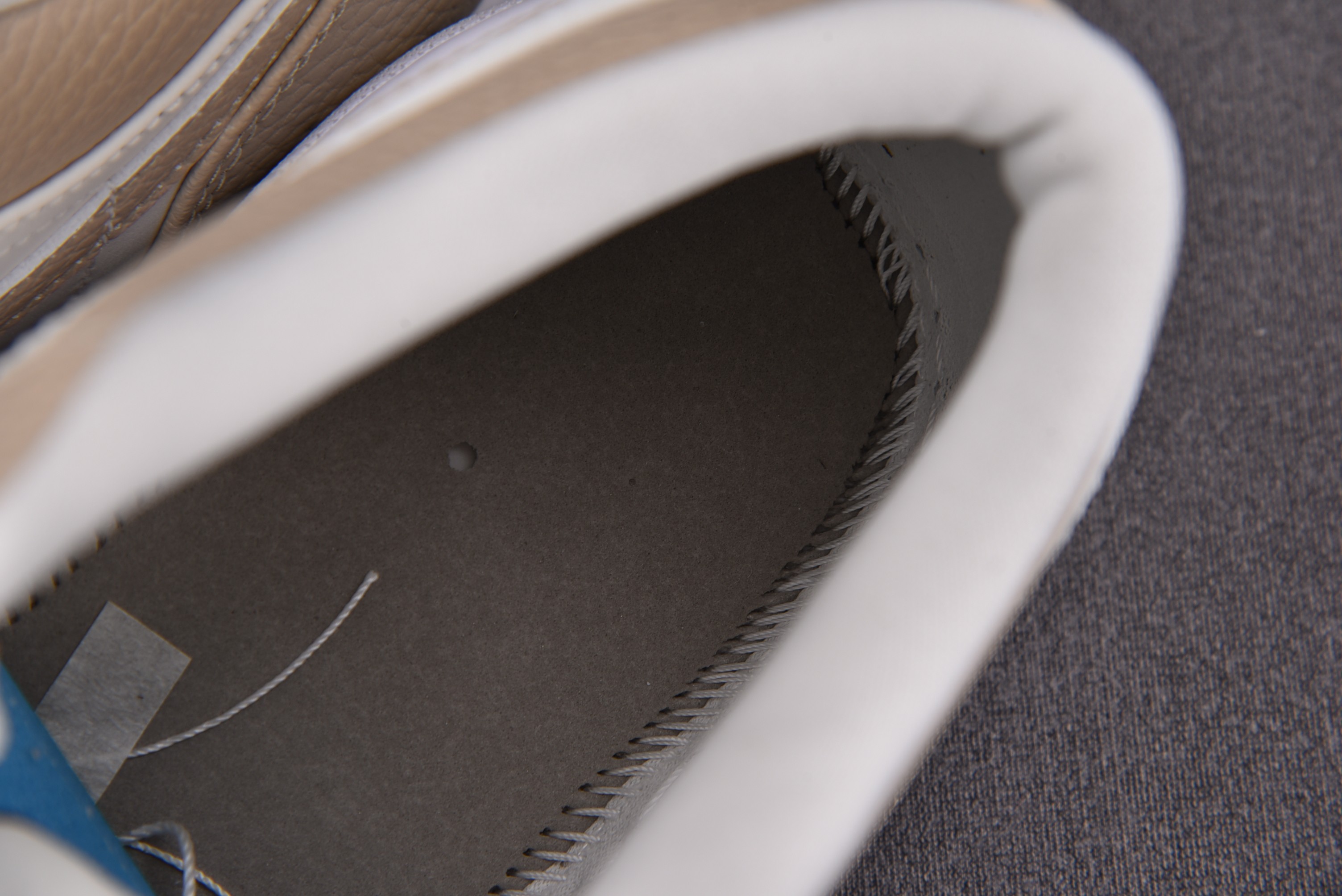 Jordan 1 Low SE Sail Rattan University Red