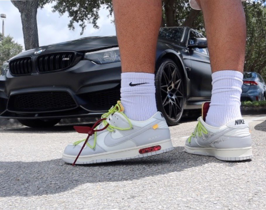 Nike Dunk Low   Lot 4