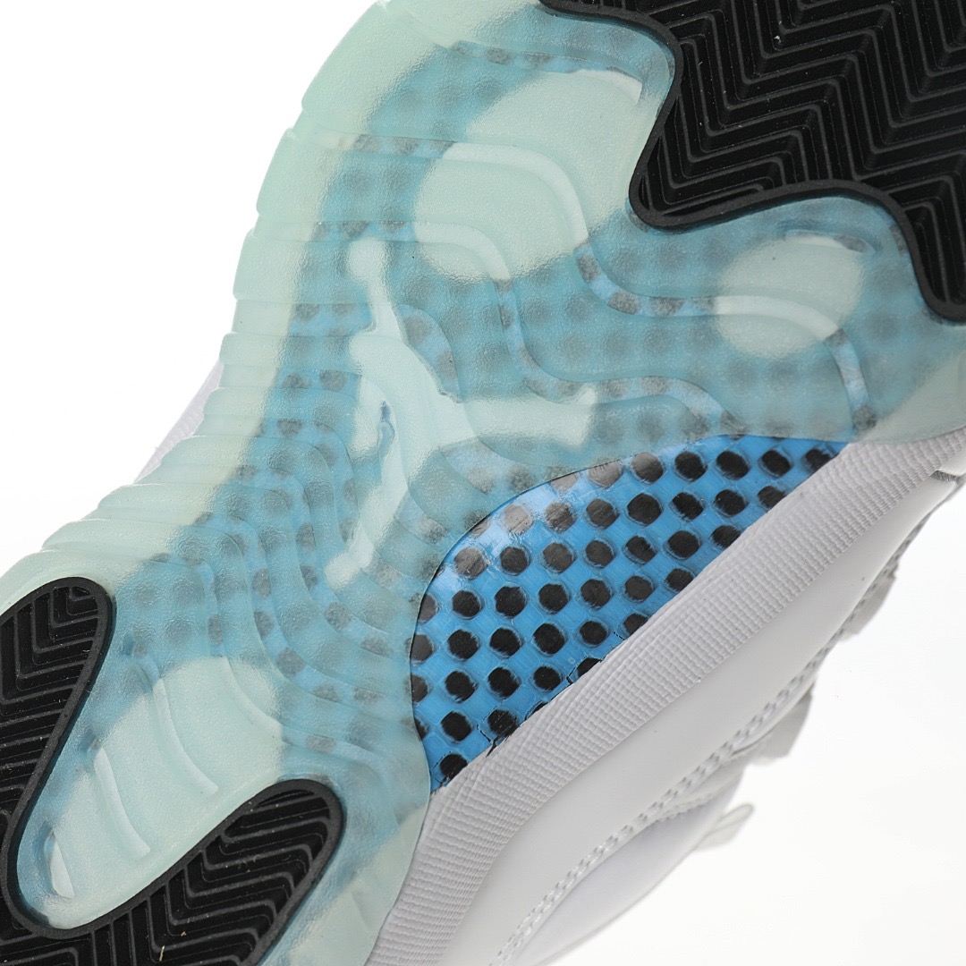 Jordan 11 Retro Low Legend Blue