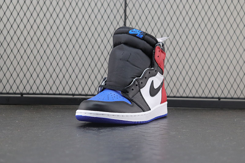 Jordan 1 Retro High Top 3