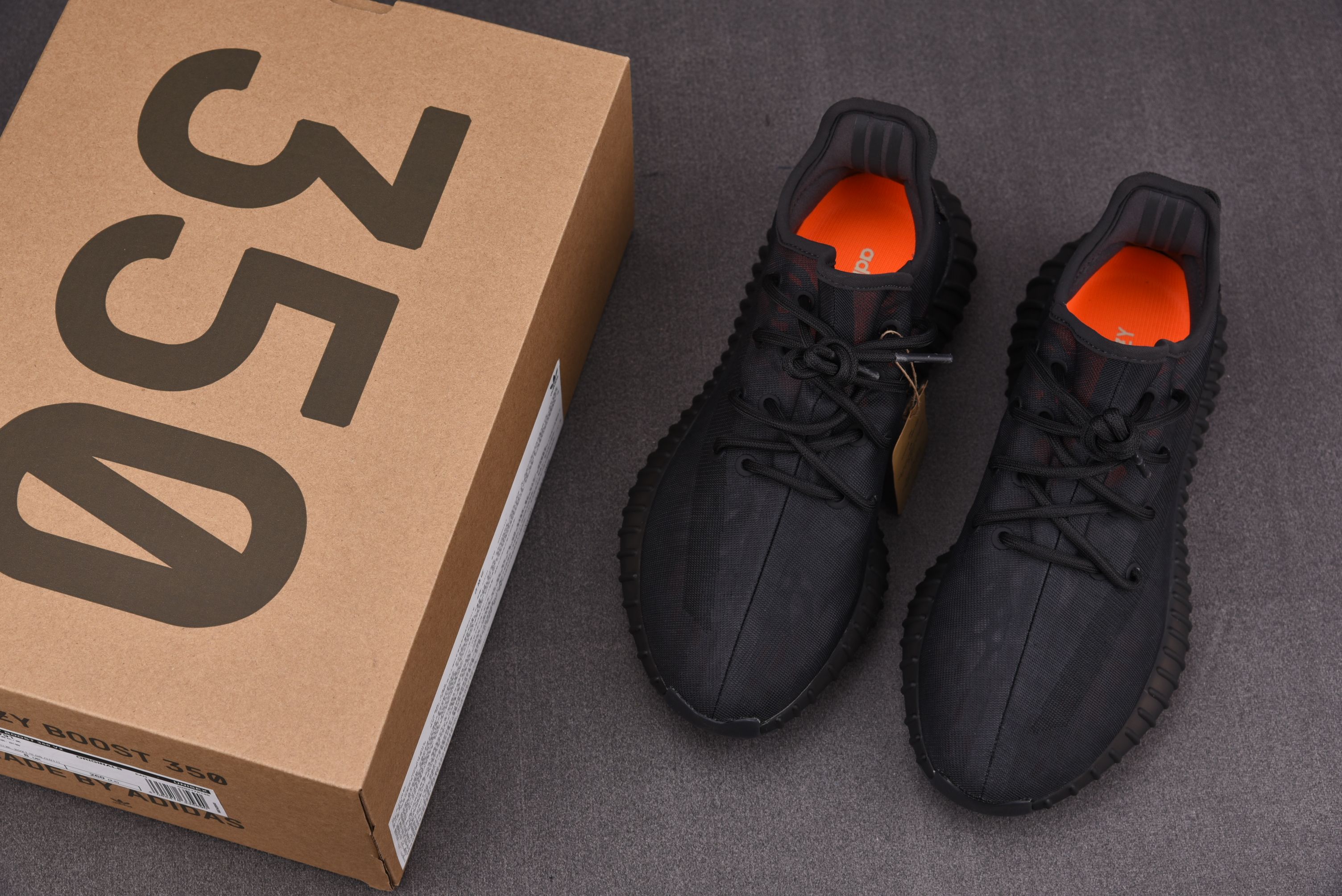 adidas Yeezy Boost 350 V2 Mono Cinder