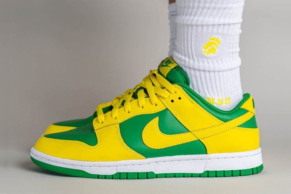 Nike Dunk Low Reverse Brazil