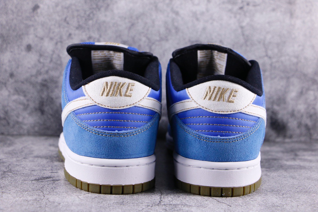Nike Dunk SB Low Street Fighter Chun Li