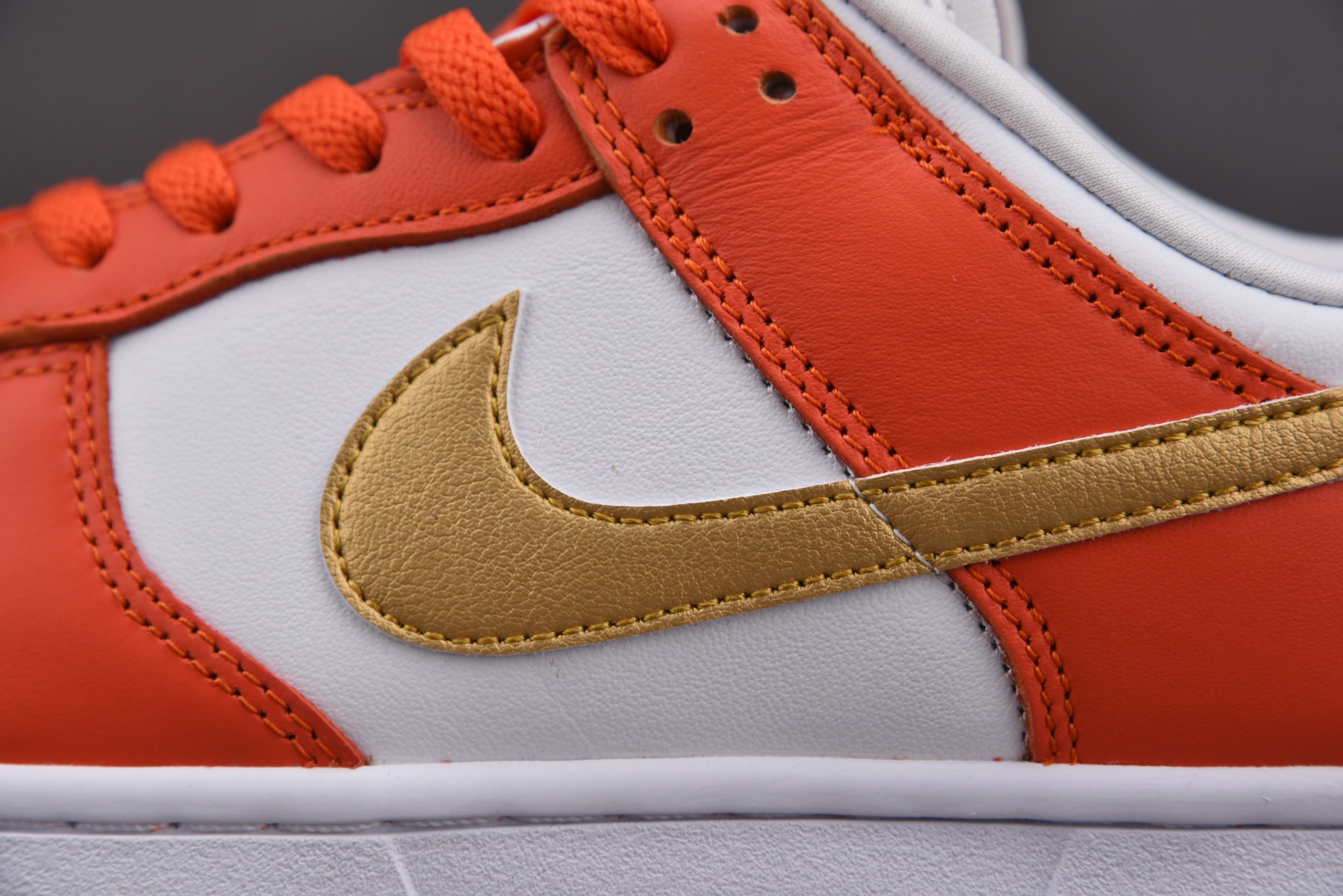 Nike Dunk Low Golden Orange