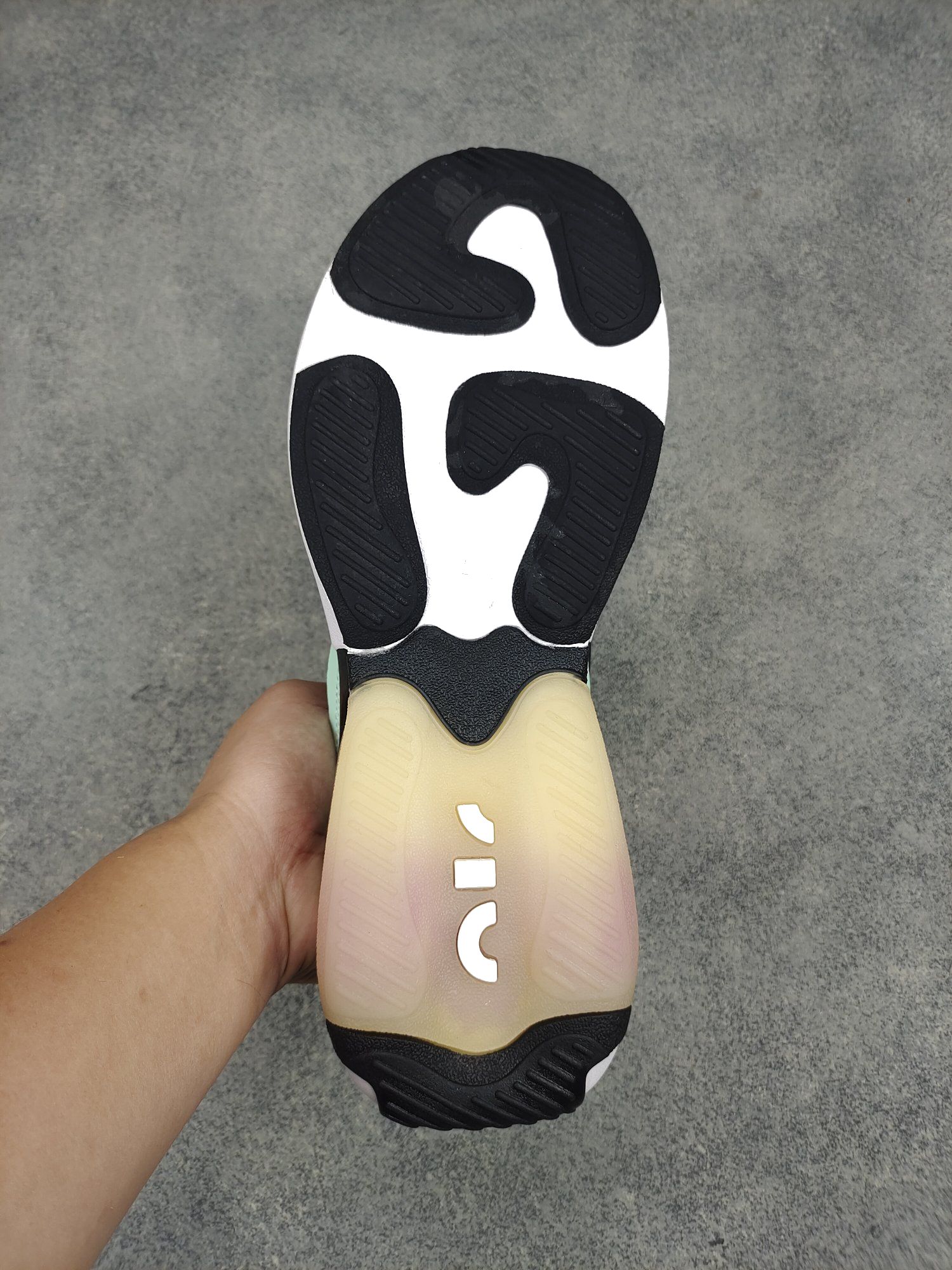 Nike Air Max Verona CI9842-001 Dames Schoenen