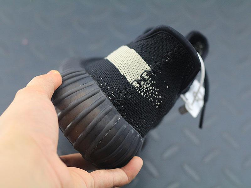 adidas Yeezy Boost 350 V2 Core Black White / Oreo (2016/2022)