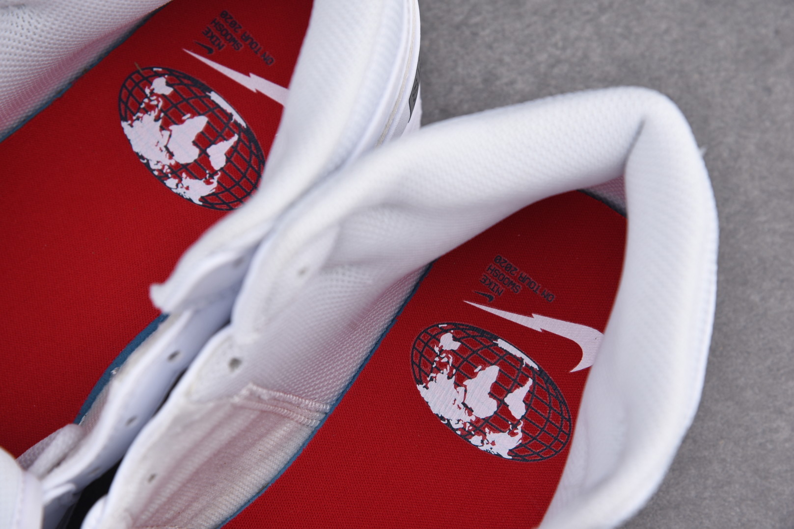 Jordan 1 Mid SE Nike Swoosh On Tour (2020)