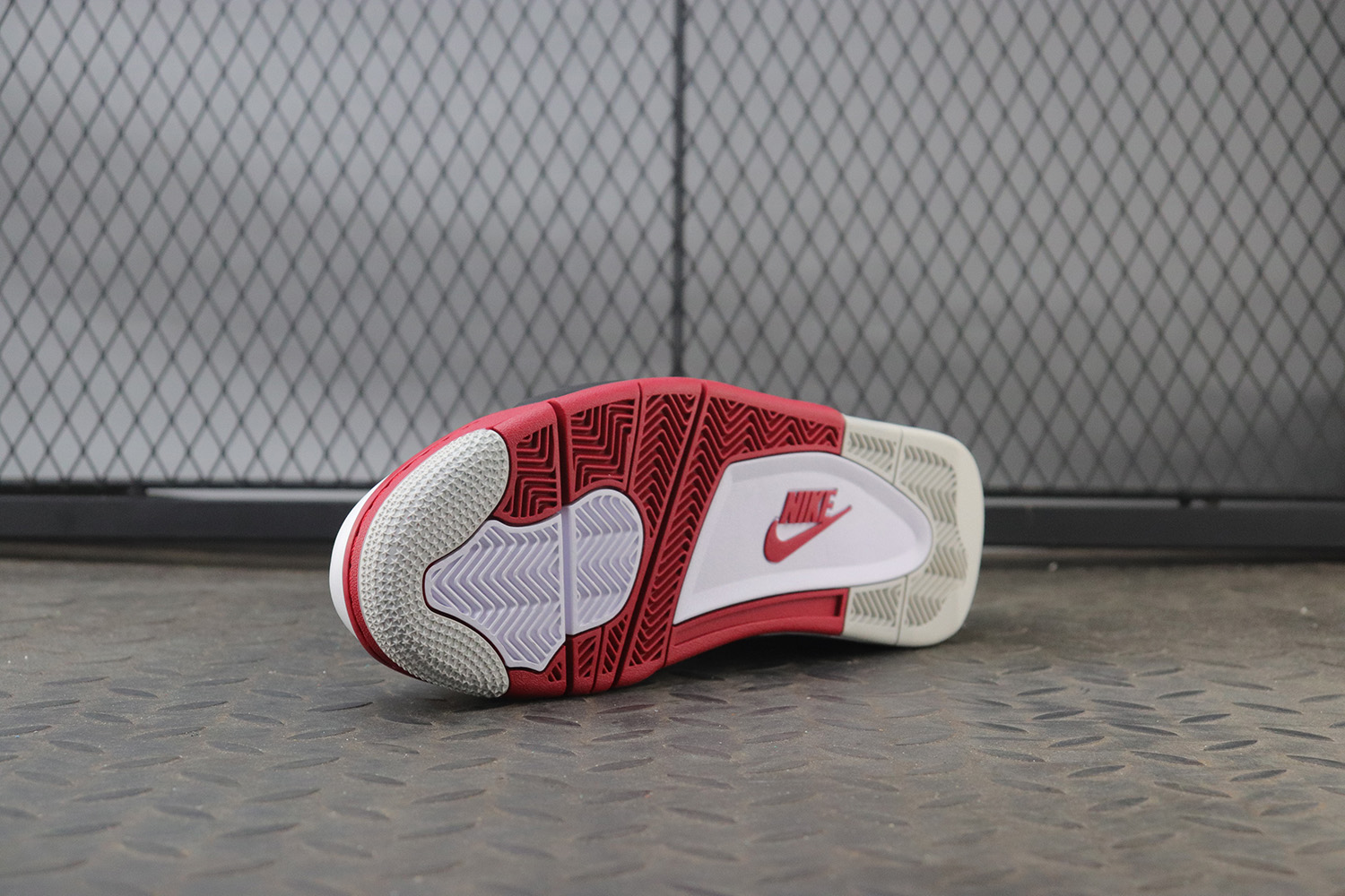 Jordan 4 Retro Fire Red (2020)