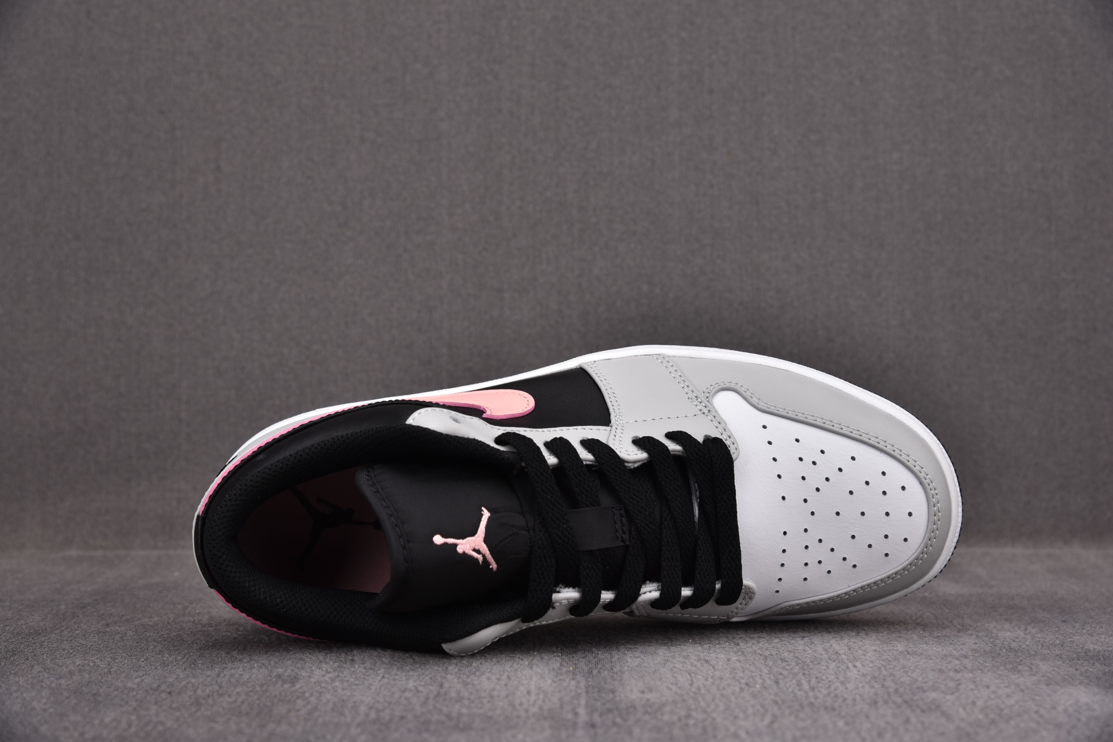 Jordan 1 Low Black Grey Pink