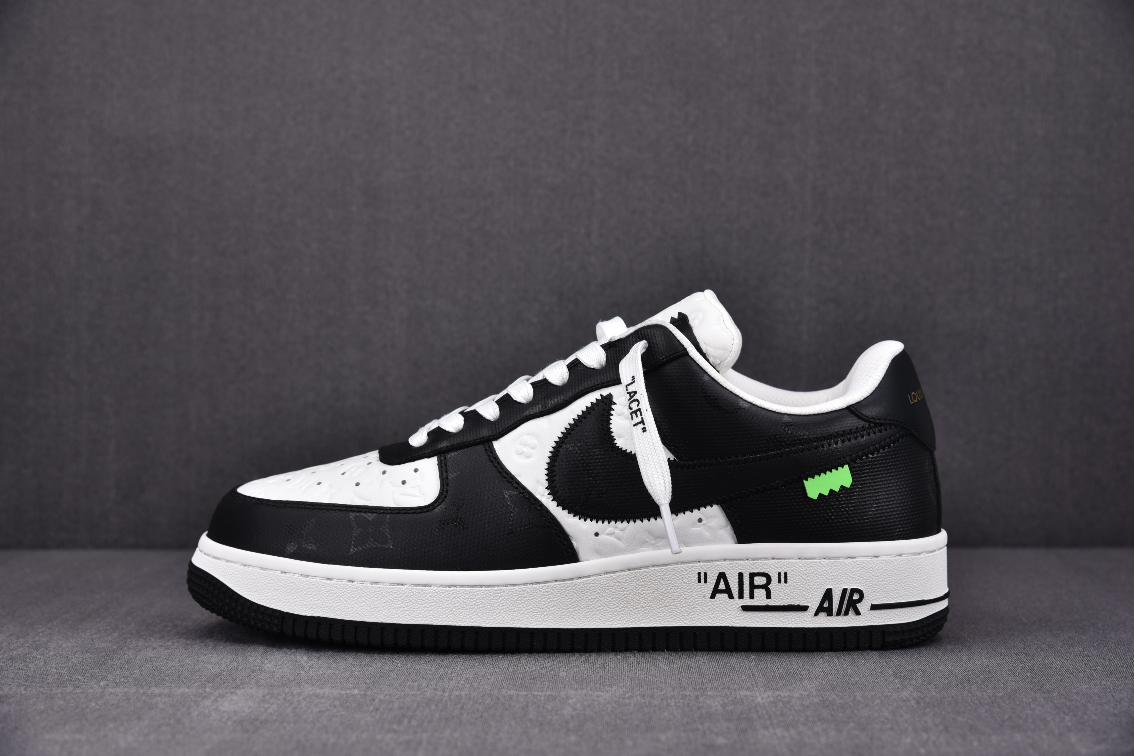 Nike Air Force 1 Low Louis Vuitton Royal Black White (Be careful about the size!!)