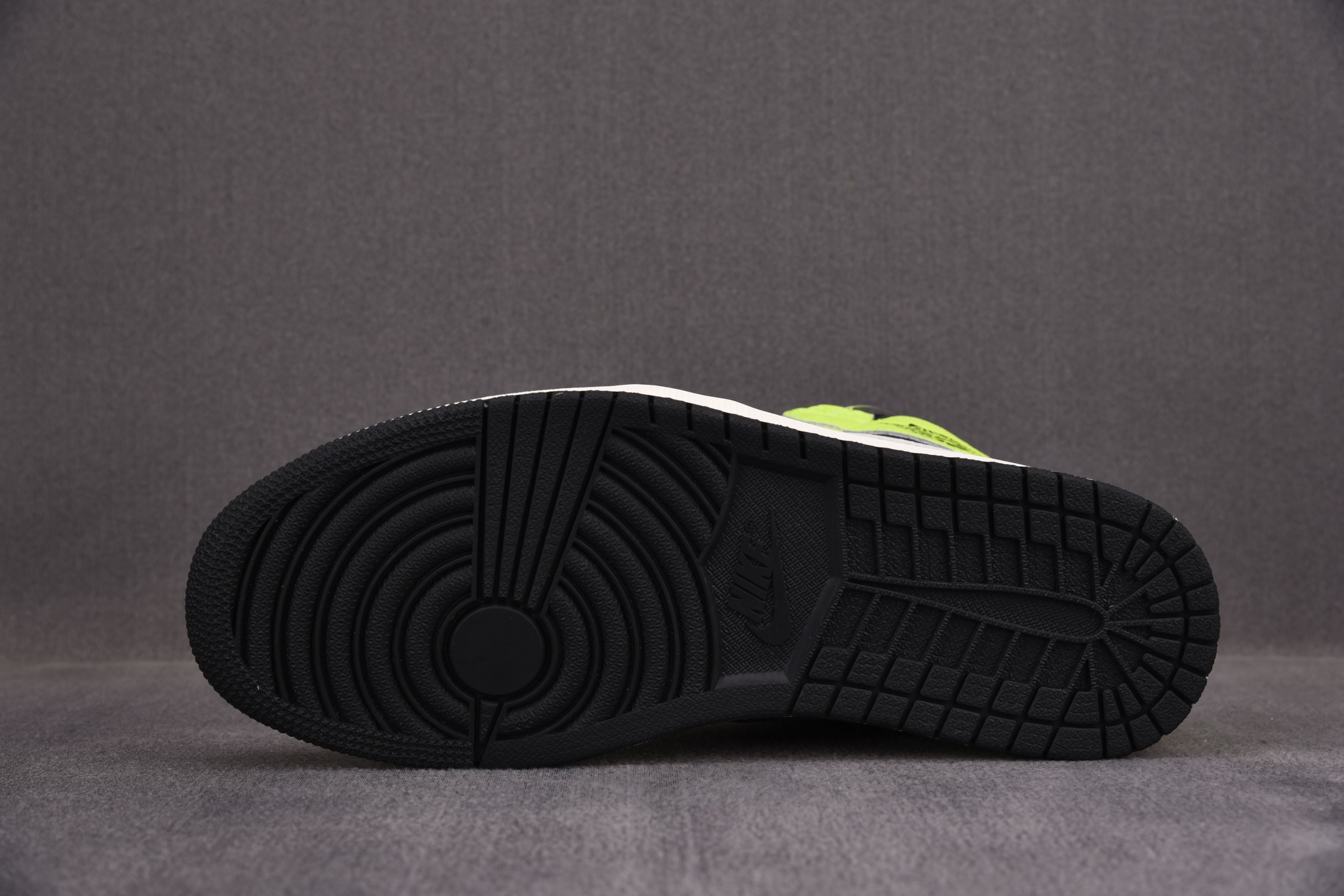 Jordan 1 High OG Visionaire