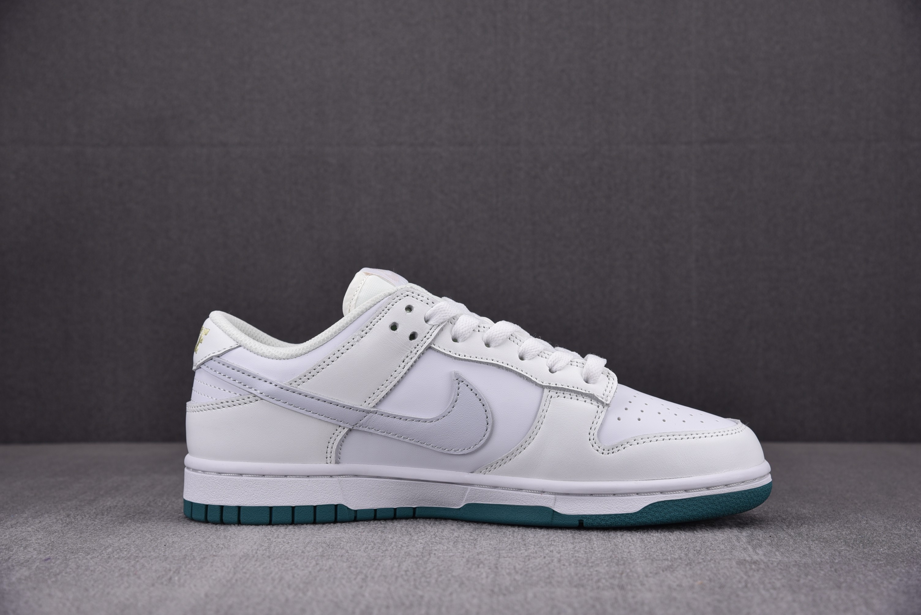 Nike Dunk Low White Green Grey