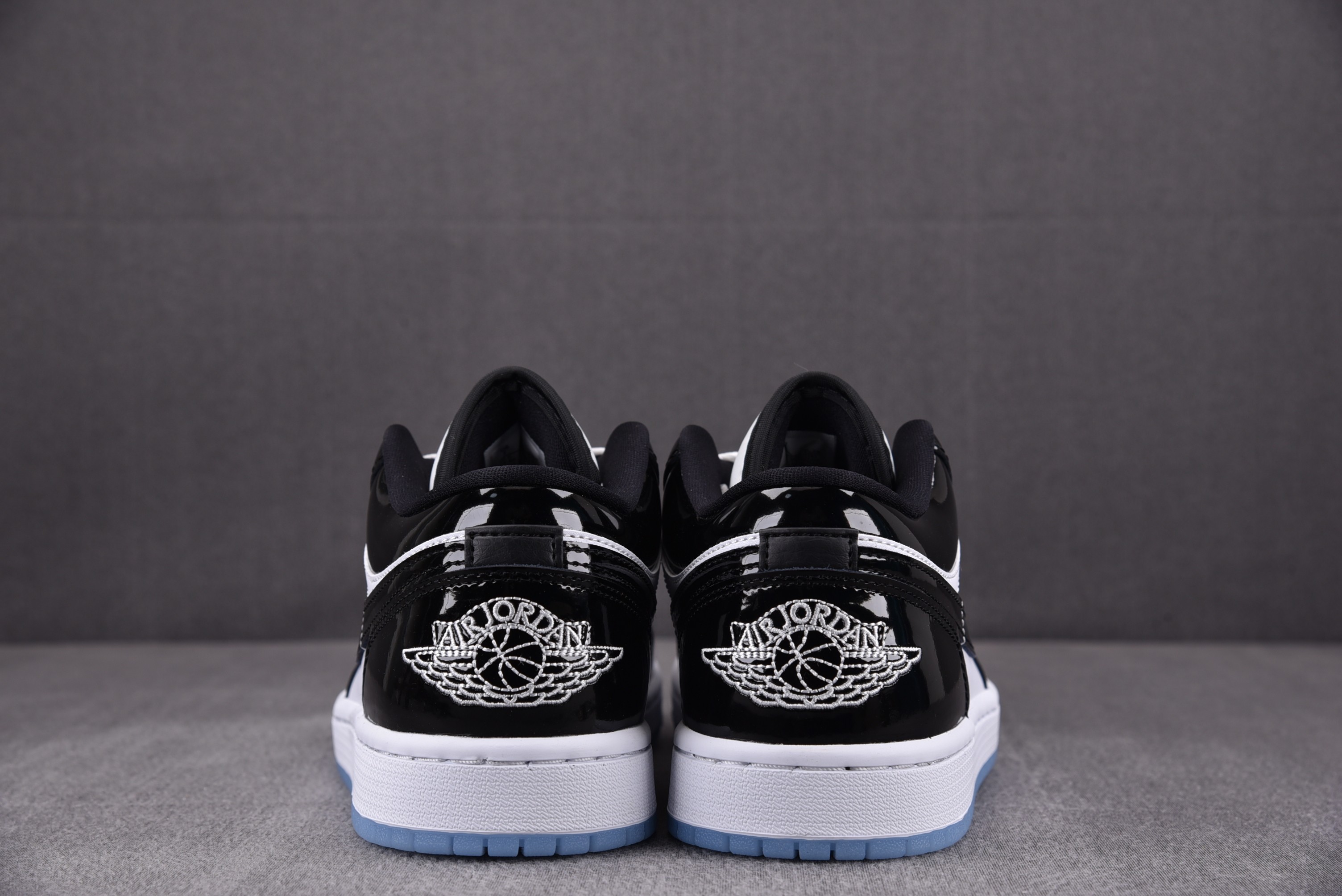 Jordan 1 Low SE Concord