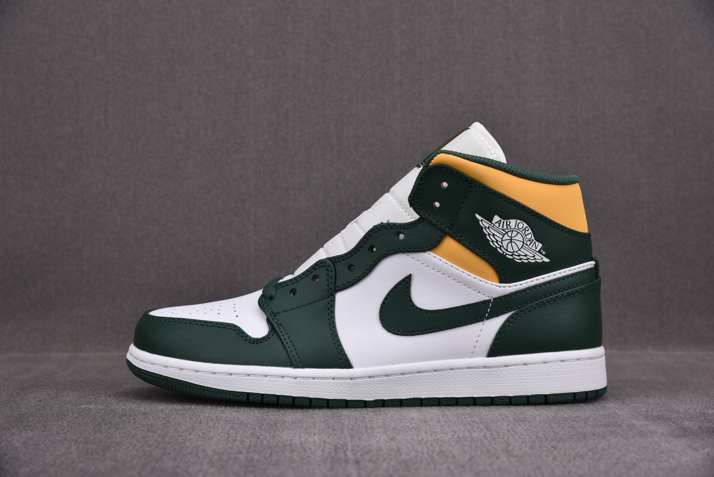 Jordan 1 Mid Sonics
