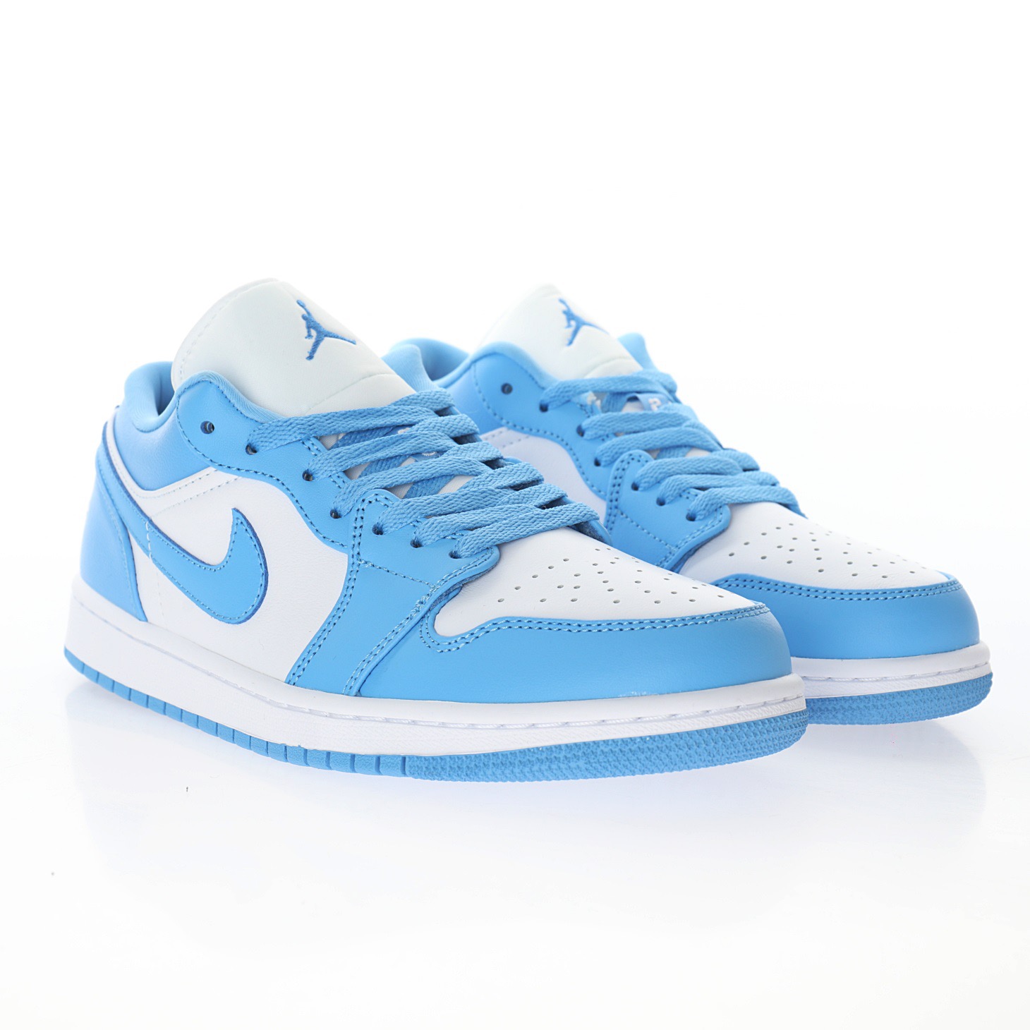 Jordan 1 Low UNC (WOMEN SIZE!!)