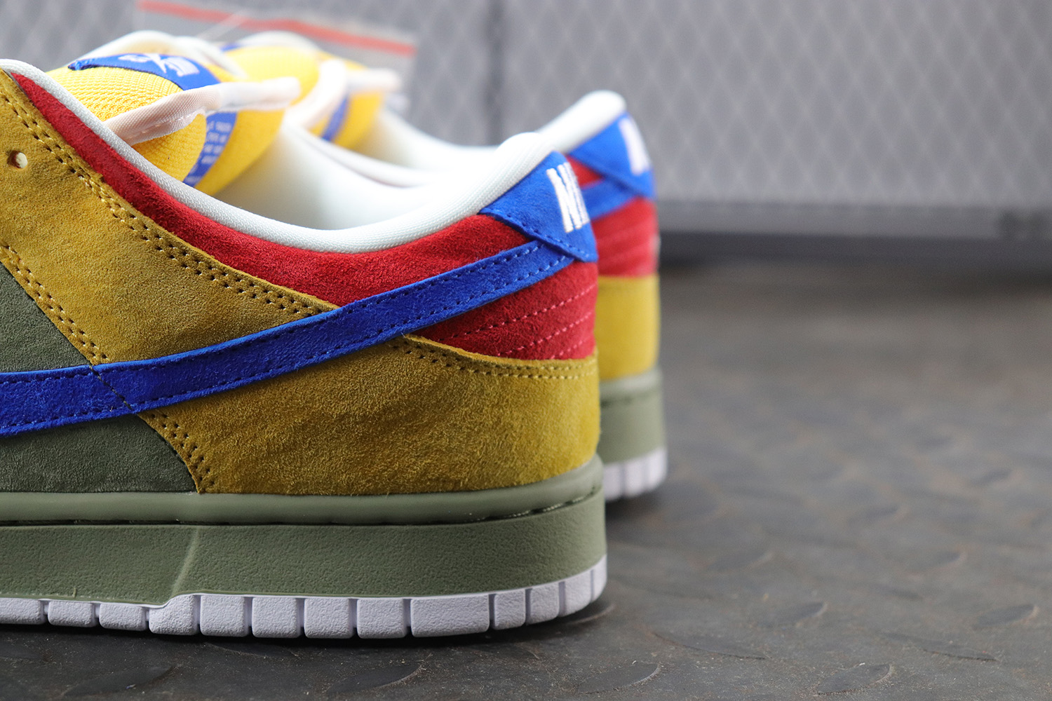 Nike SB Dunk Low Puff N Stuff