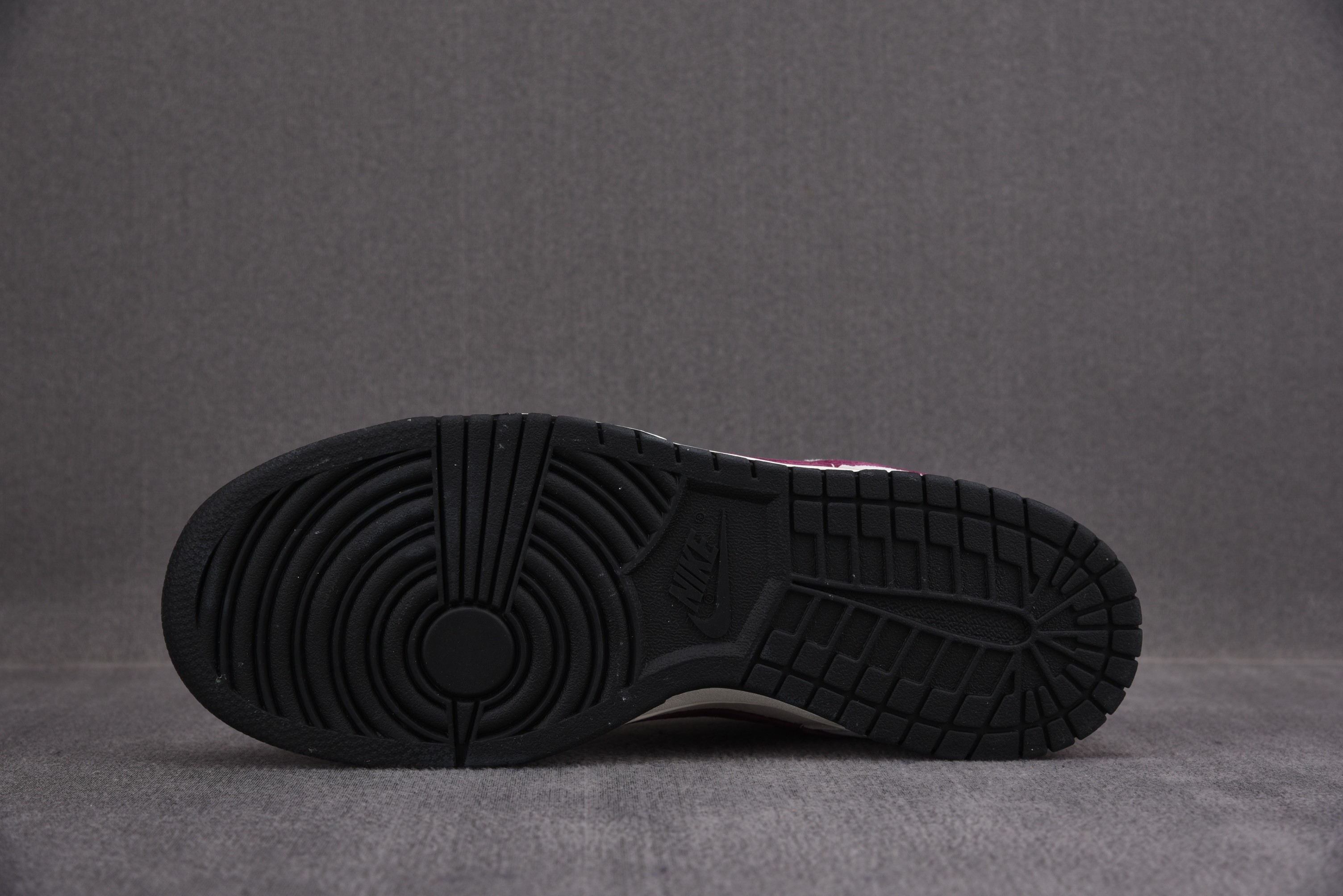 Nike SB Dunk Low “Steamboy OST'' x Otomo Katsuhiro