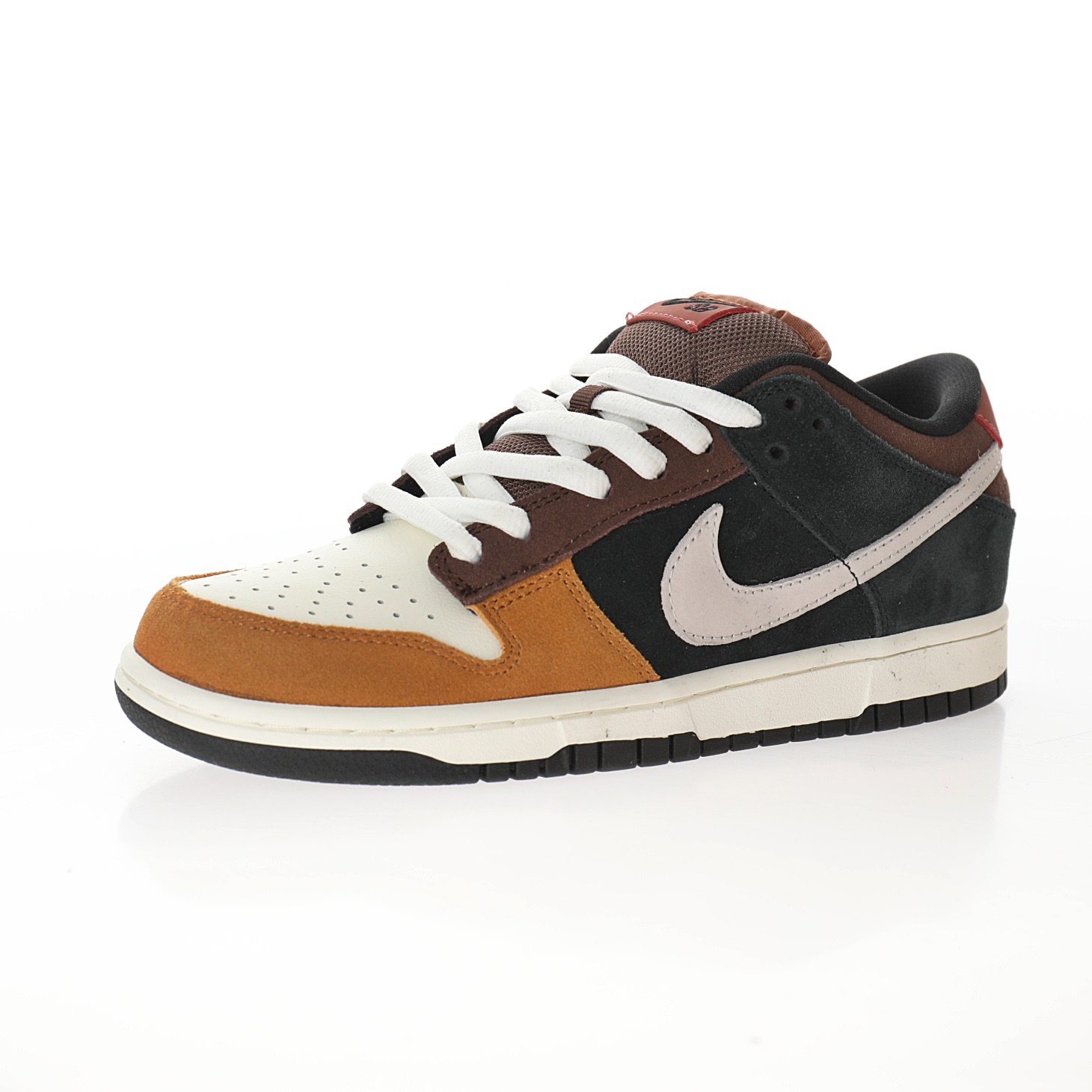 Nike SB Dunk Low Joe Strummer