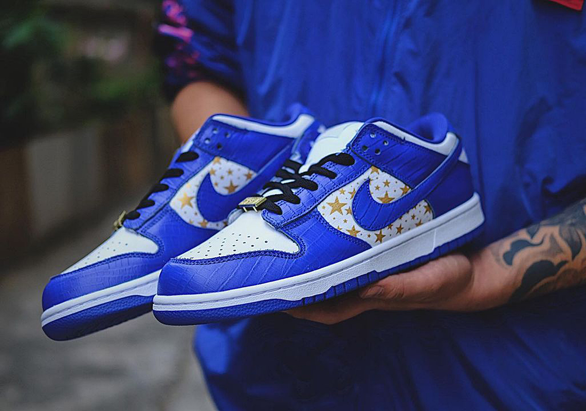 Nike SB Dunk Low Supreme Stars Hyper Royal