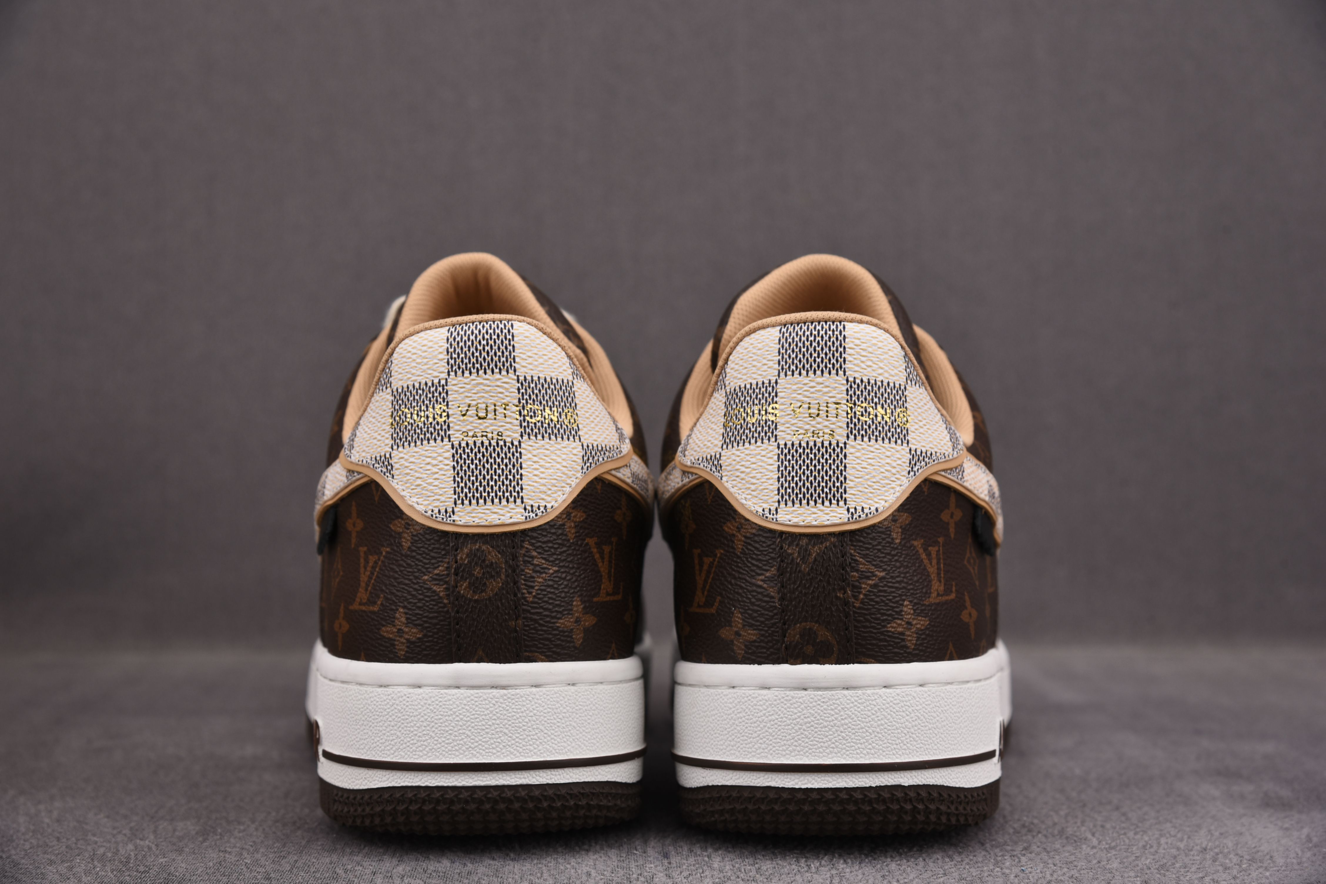 Nike Air Force 1 Low Louis Vuitton   Monogram Brown Damier Azur (Be careful about the size!!)