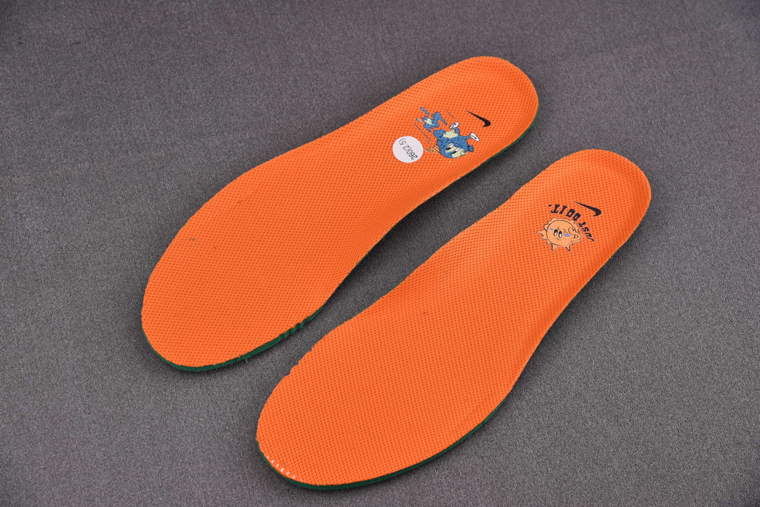 Nike Air Zoom Pegasus 39 Black Green Safety Orange