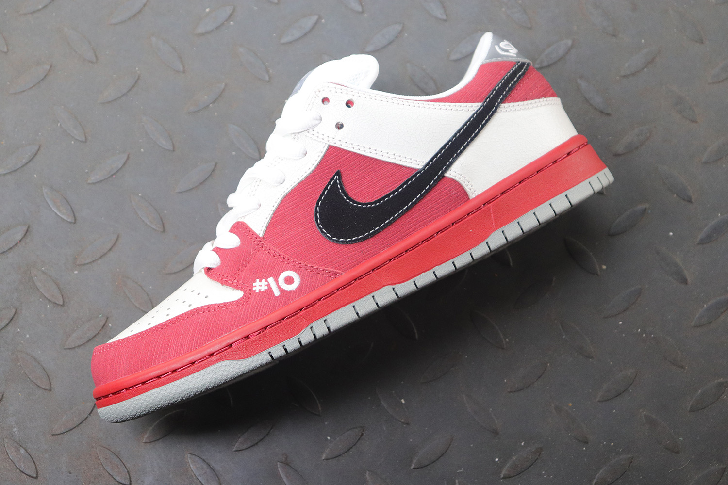 Nike Dunk SB Low Roller Derby