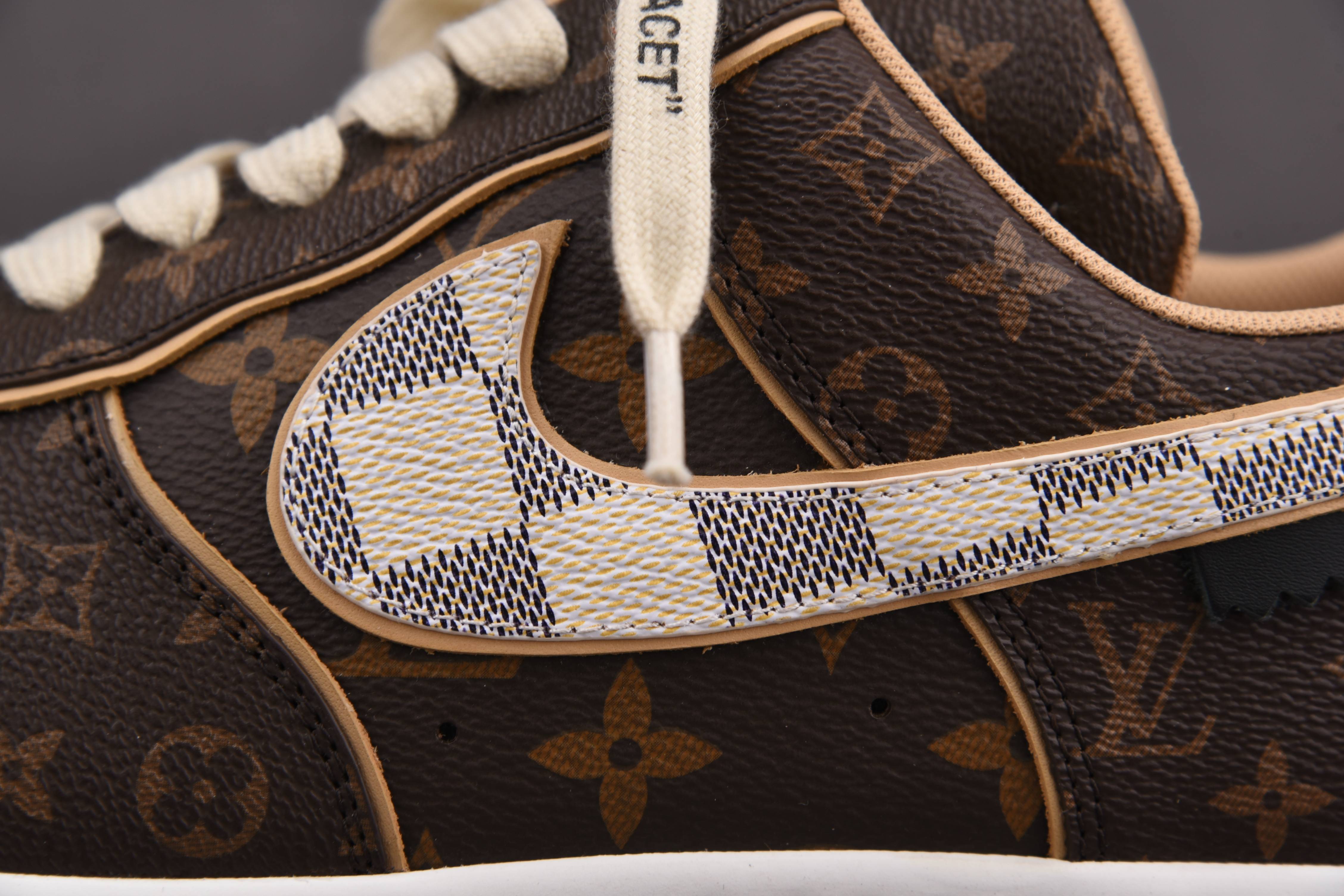 Nike Air Force 1 Low Louis Vuitton   Monogram Brown Damier Azur (Be careful about the size!!)