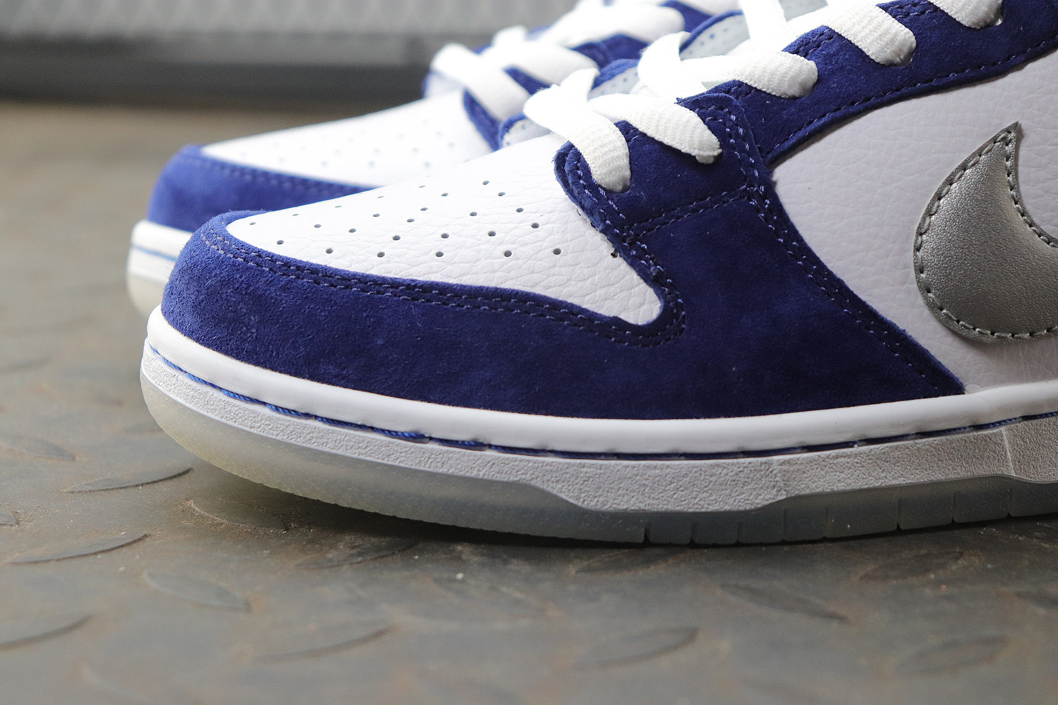 Nike Dunk SB Low Ishod Wair  BMW