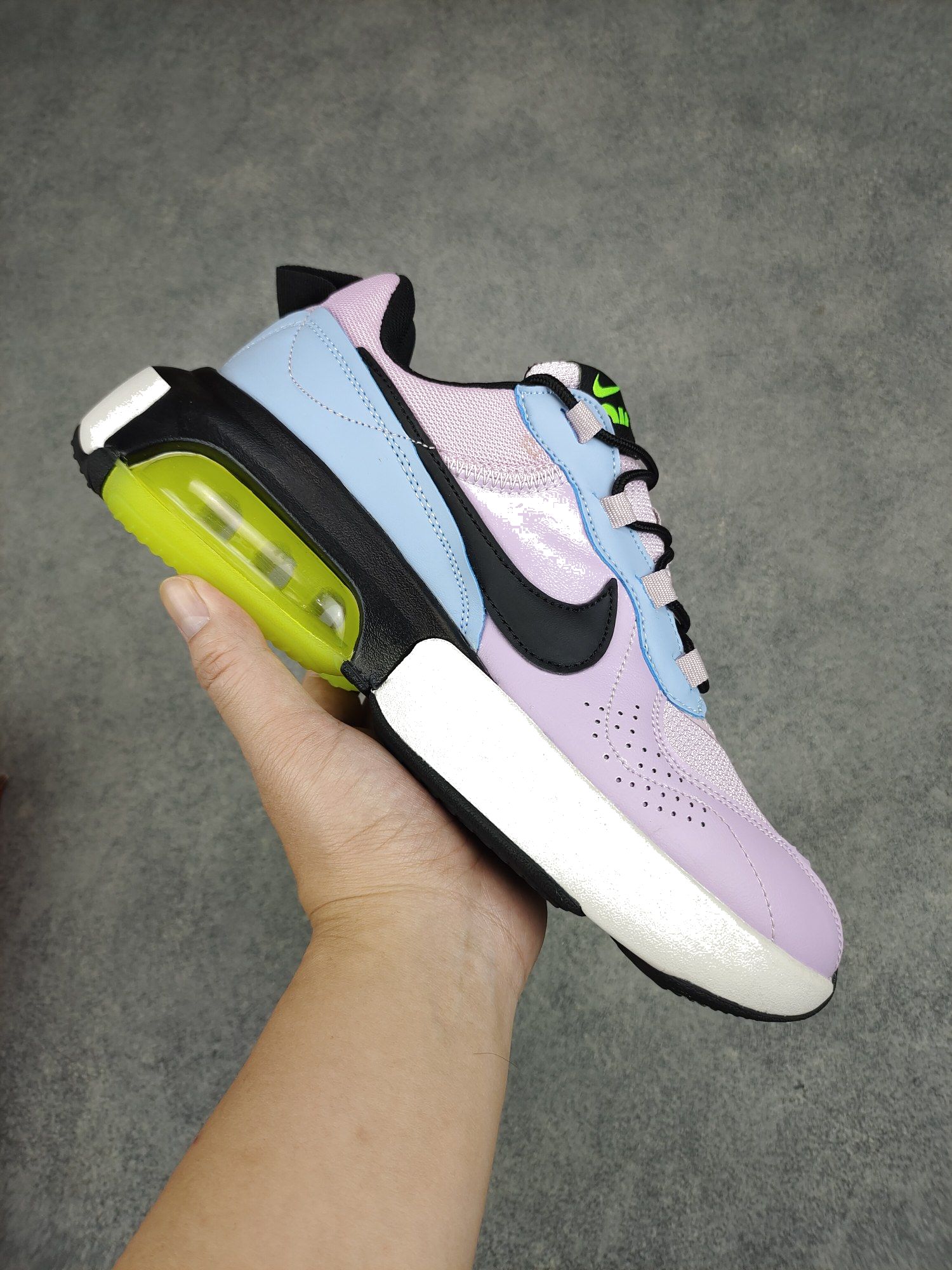 Nike Air Max Verona CK7200-500 Dames Schoenen