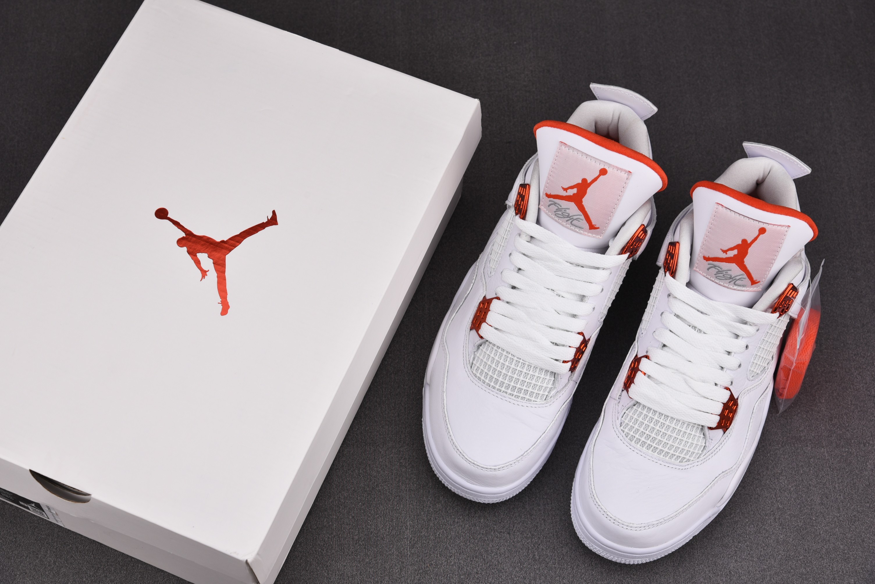 Jordan 4 Retro Metallic Orange