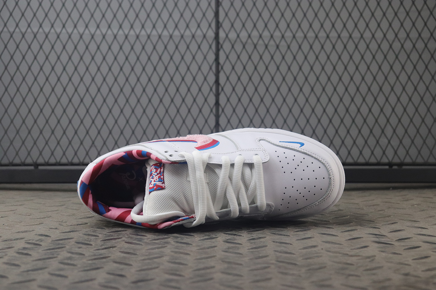 Nike SB Dunk Low Parra