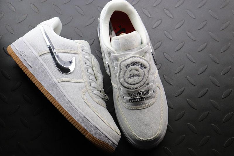 Air Force 1 Low Travis Scott White ( with interchangeable swooshes)
