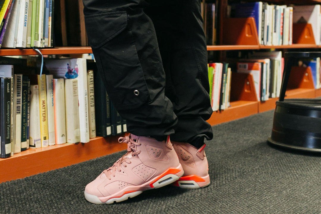 Jordan 6 Retro Aleali May (Women size!!)