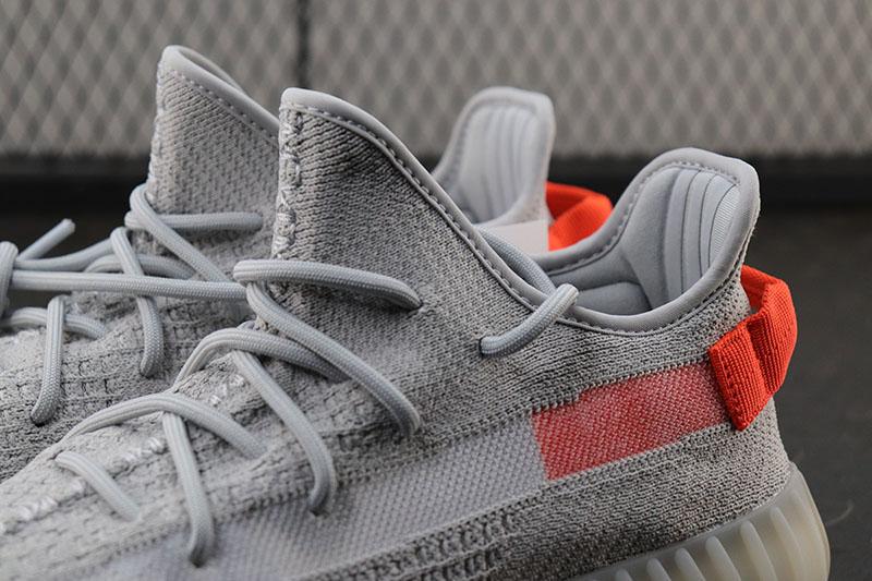 Yeezy Boost 350 V2 Tail Light