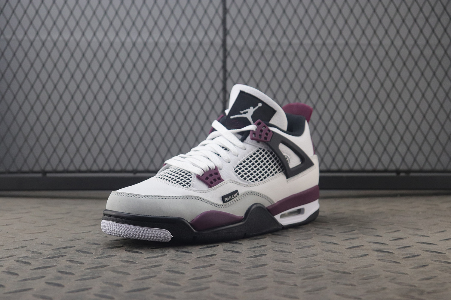 Paris Saint-Germain x Air Jordan 4 Retro Bordeaux