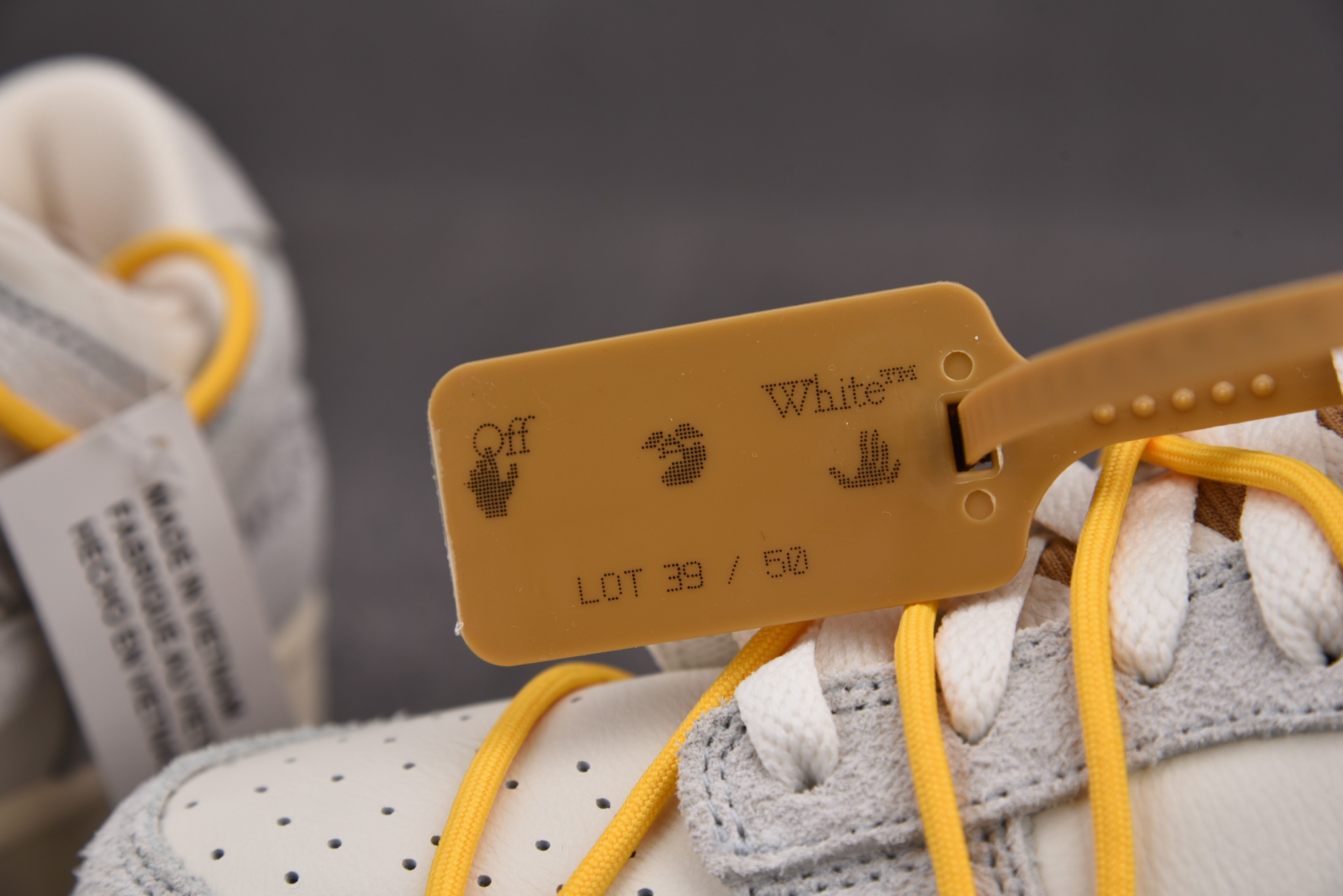 Nike Dunk Low   Lot 39