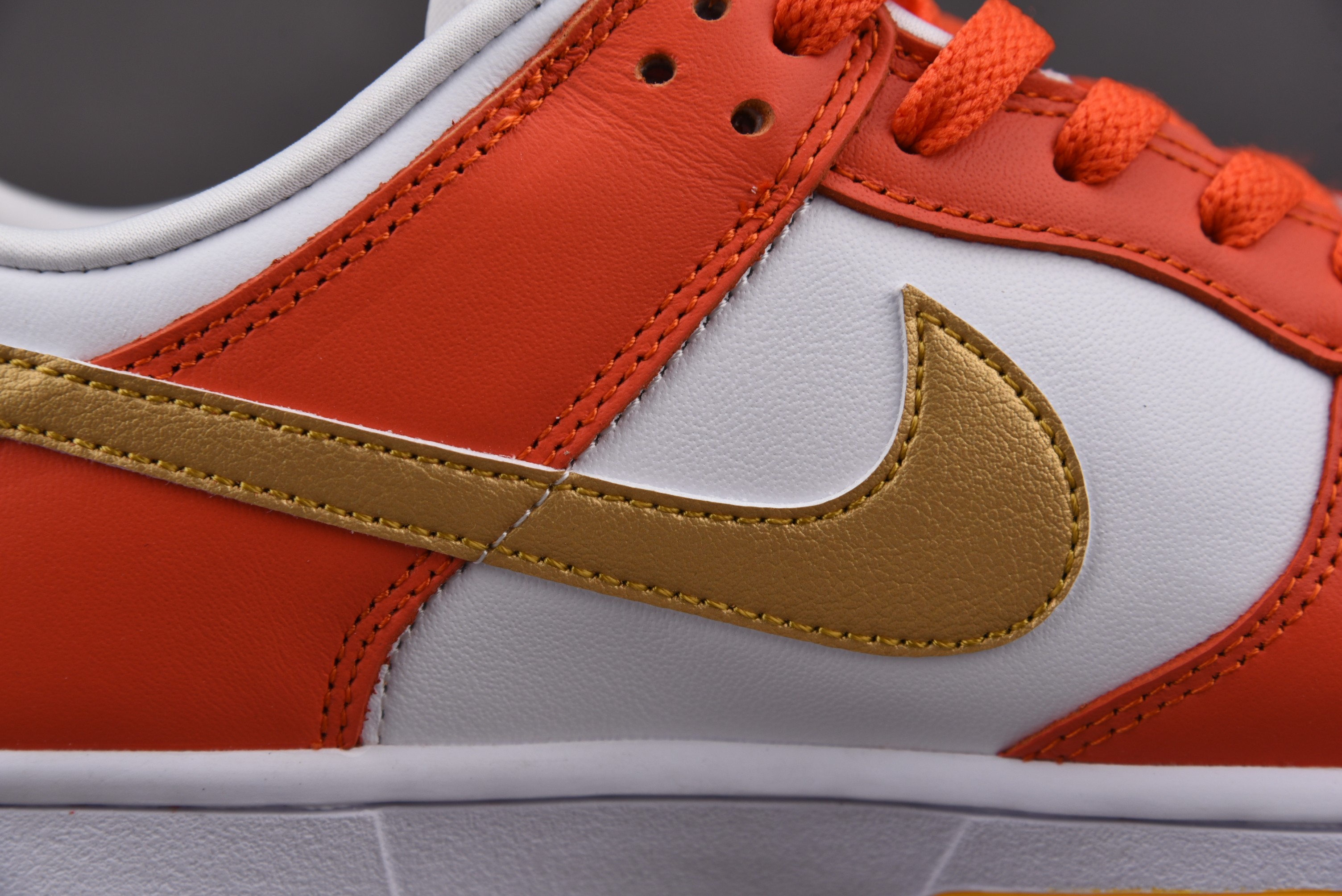 Nike Dunk Low Golden Orange