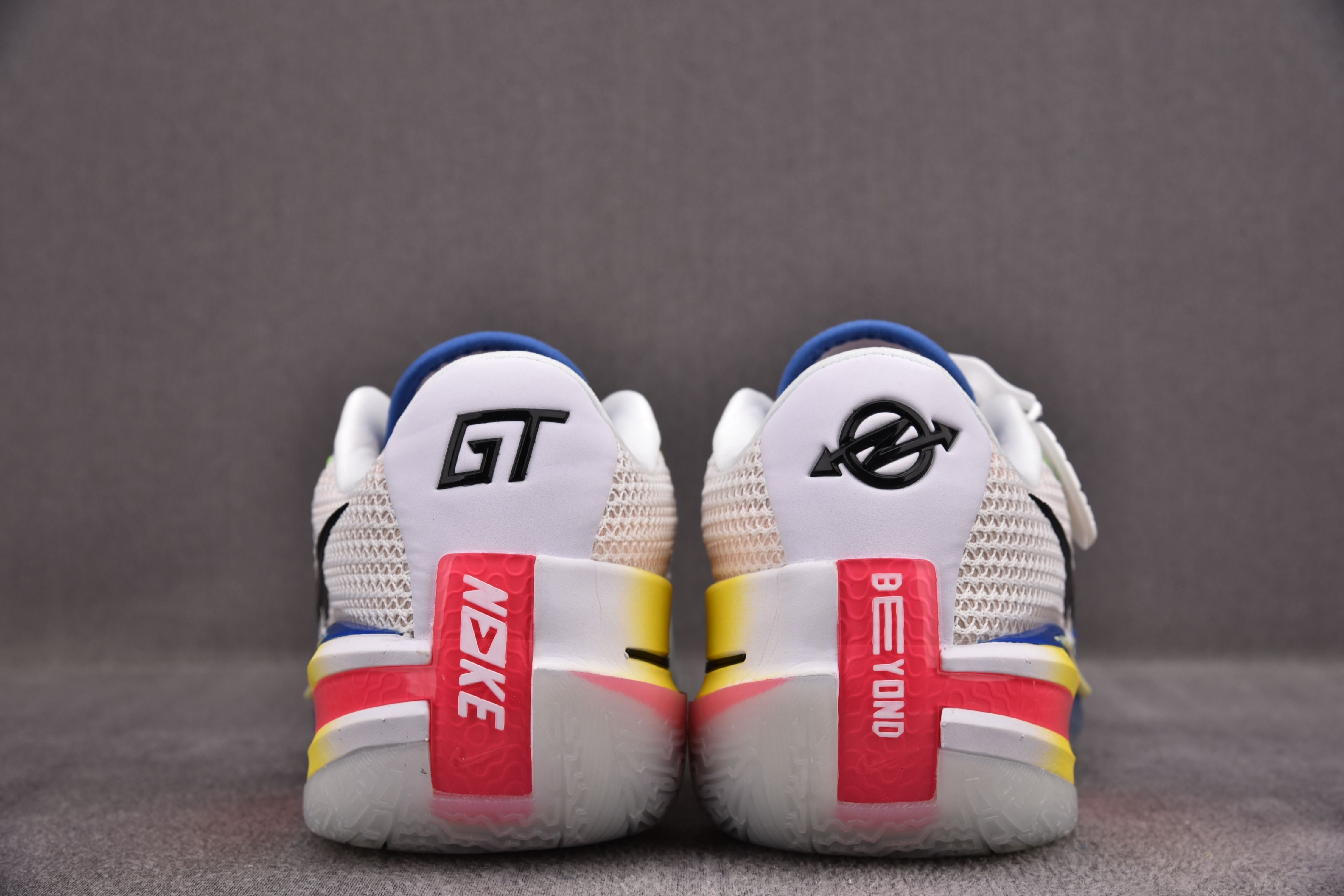 Nike Air Zoom G.T. Cut Ghost