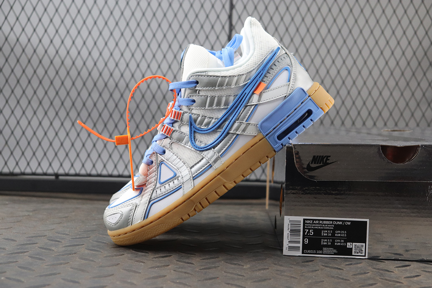 Nike Air Rubber Dunk   UNC