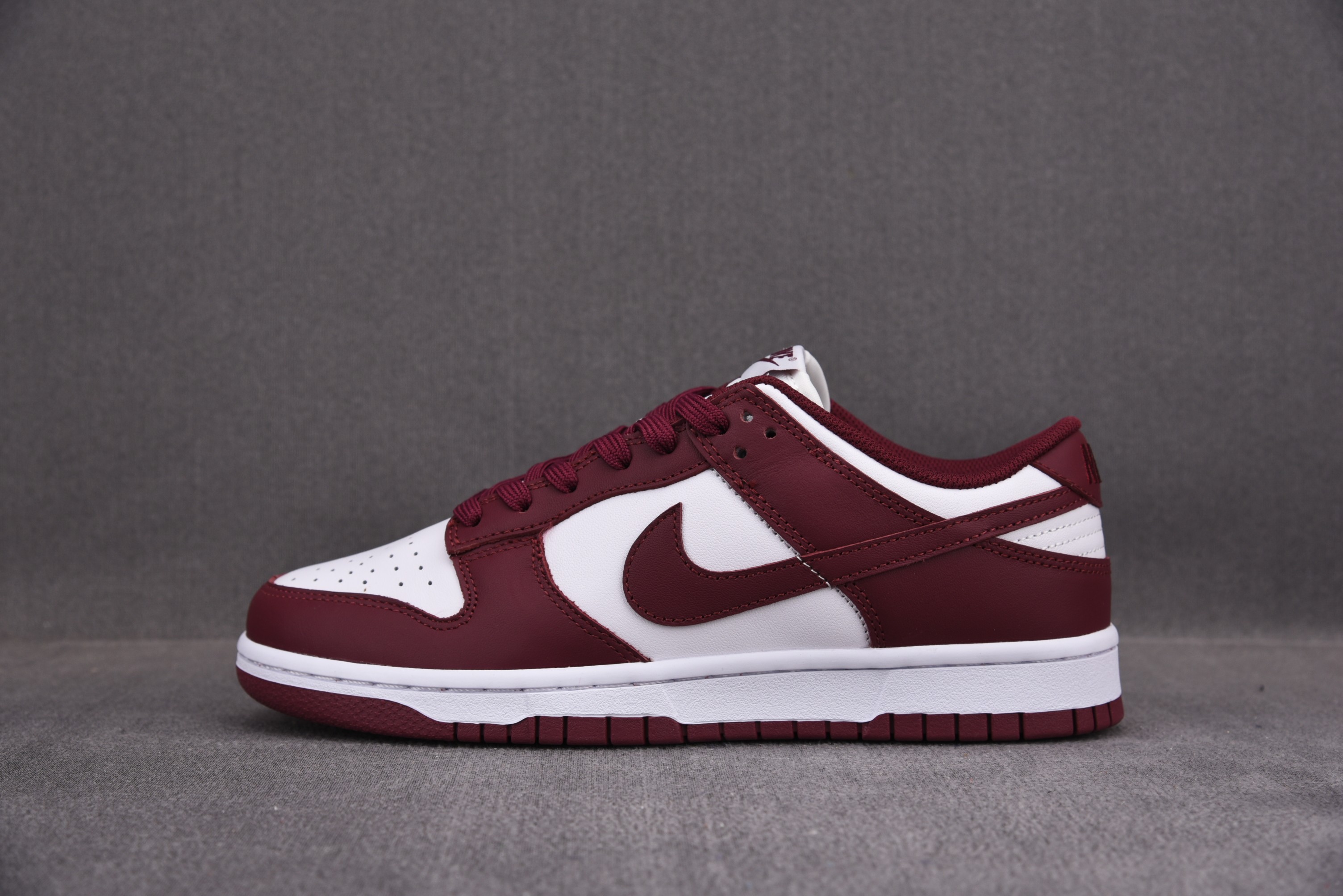 Nike Dunk Low Bordeaux (Women Size!!)