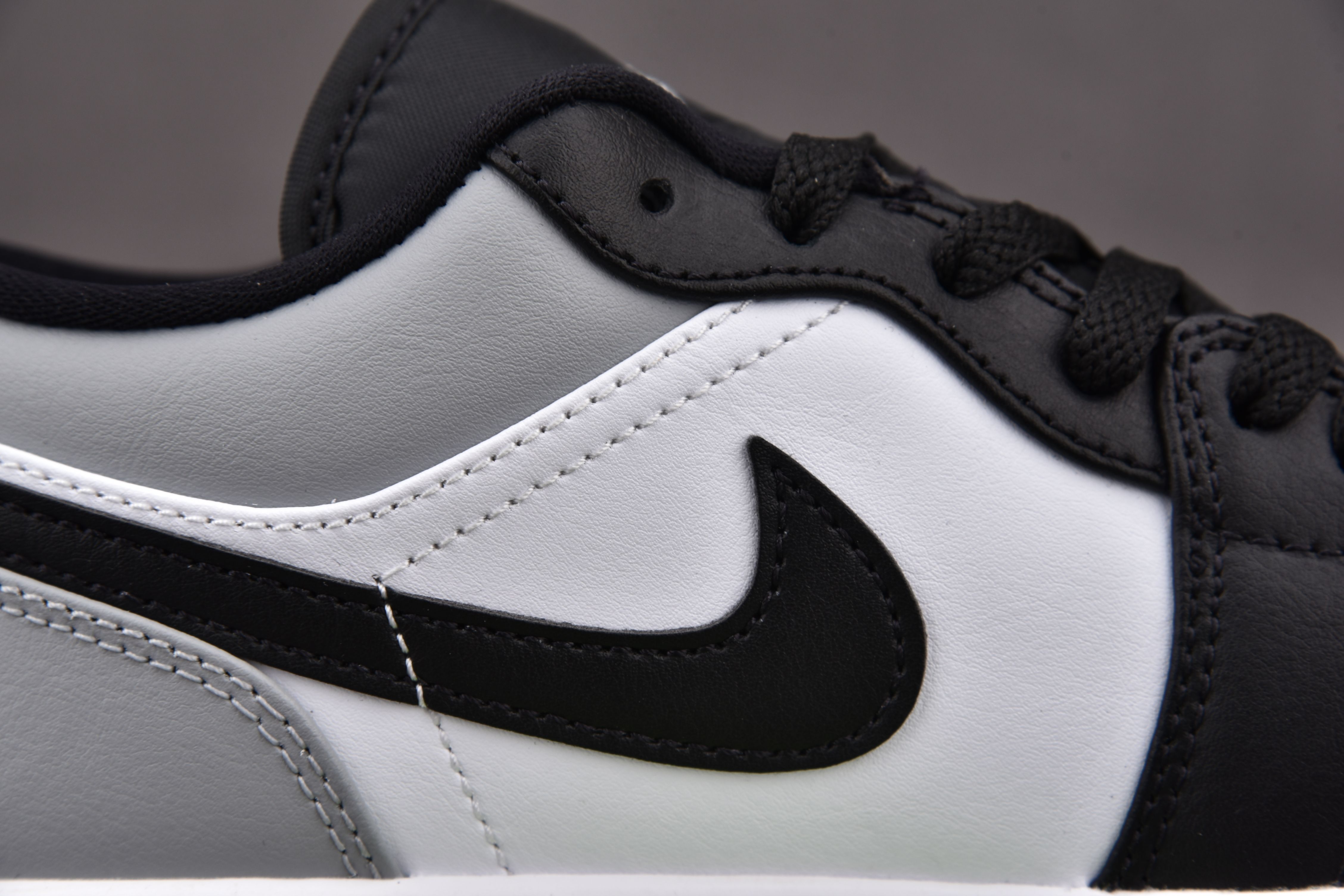 Jordan 1 Low Shadow Toe