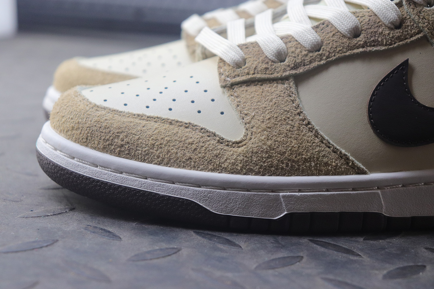 Nike Dunk Low Retro PRM Animal Pack Giraffe/Cheetah