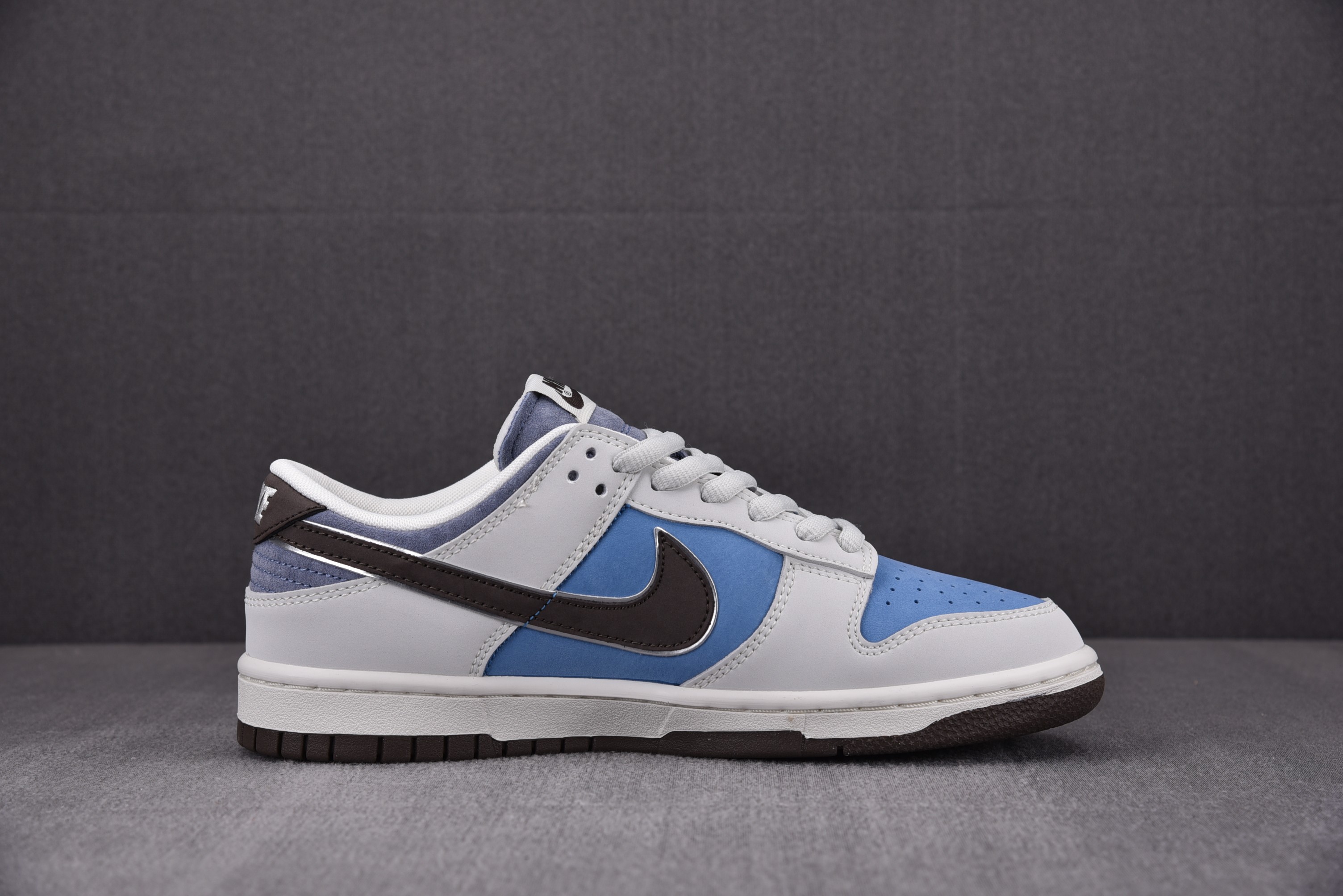 Nike SB Dunk Low Argentina Edition
