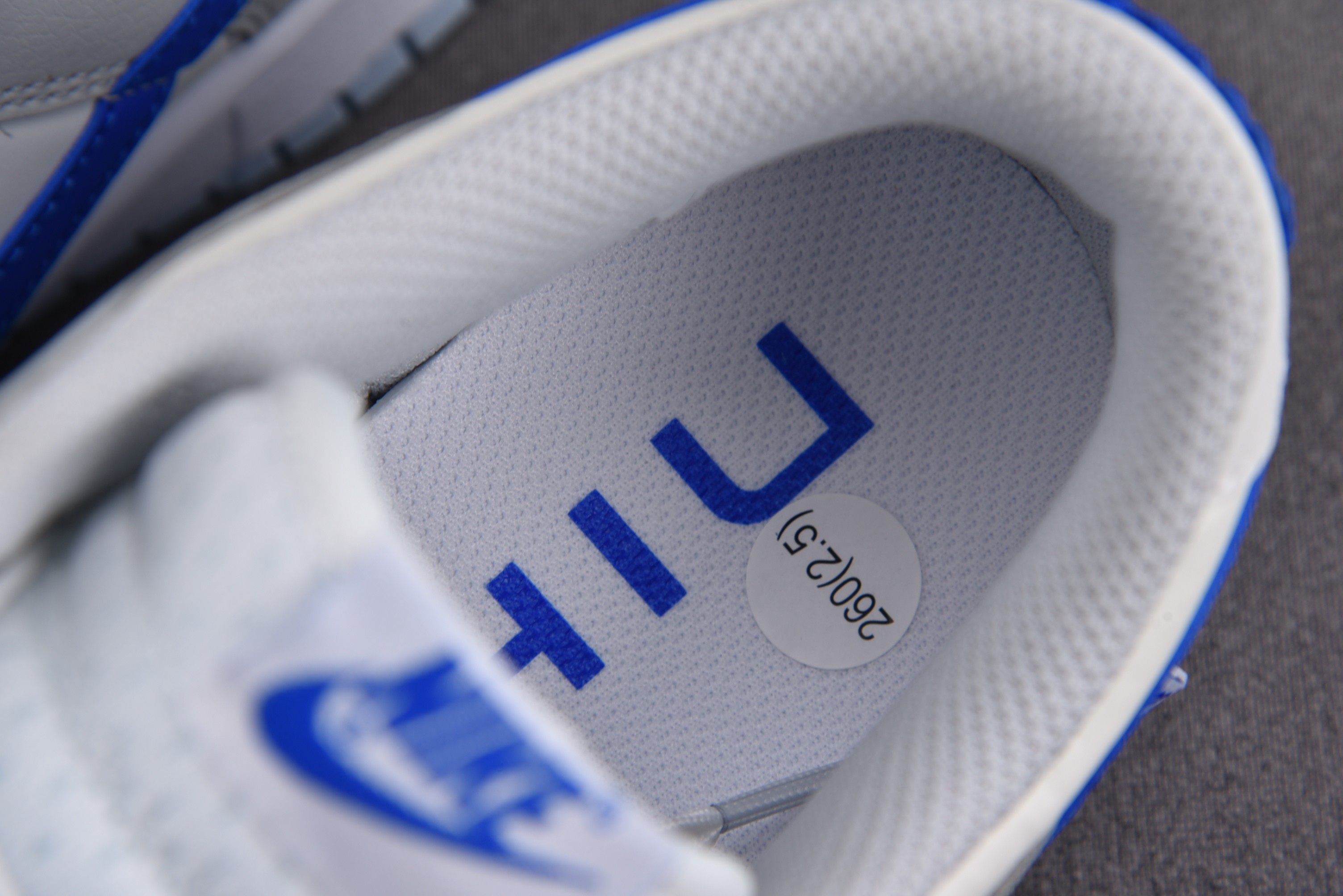 Nike Dunk Low Ivory Hyper Royal