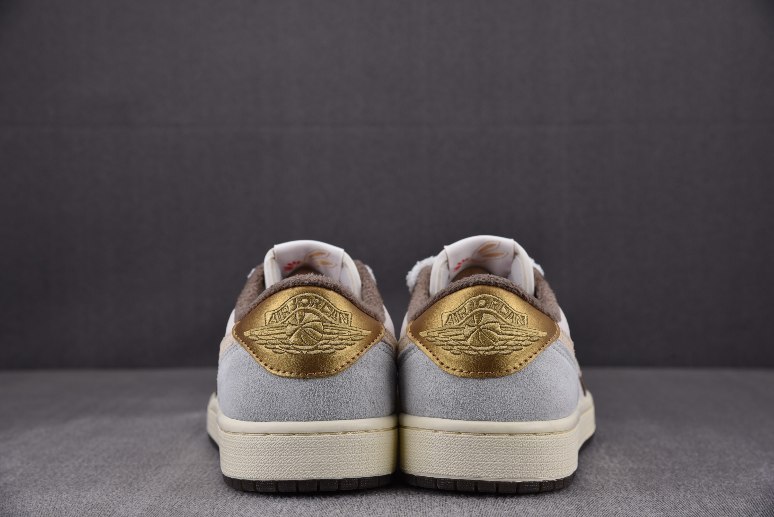 Jordan 1 Retro Low OG Year of the Rabbit