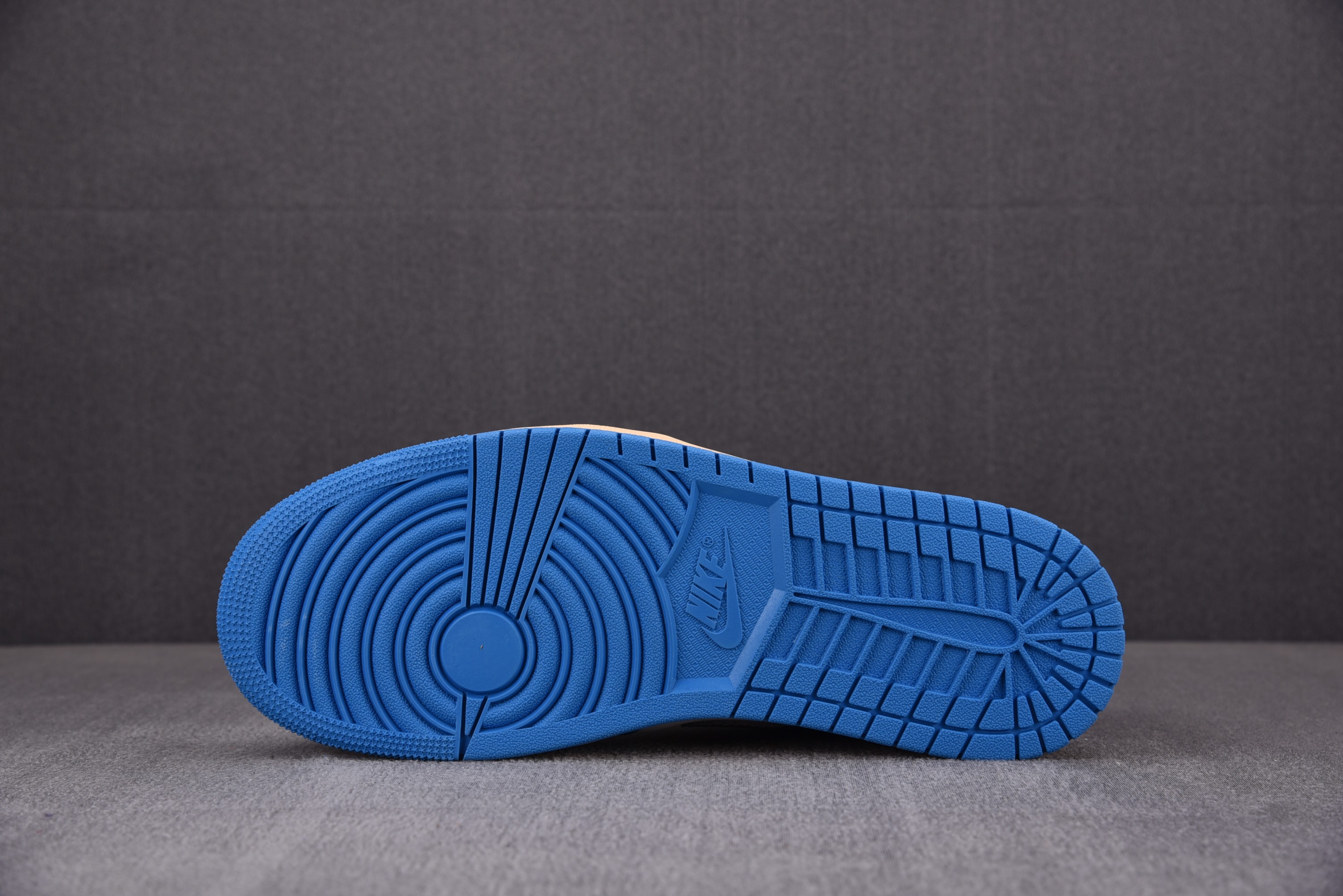 Jordan 1 Low Vintage UNC Grey