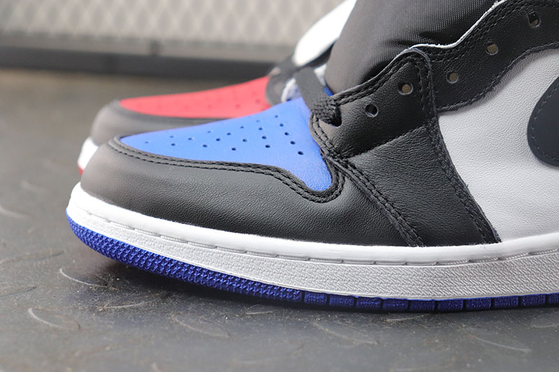 Jordan 1 Retro High Top 3